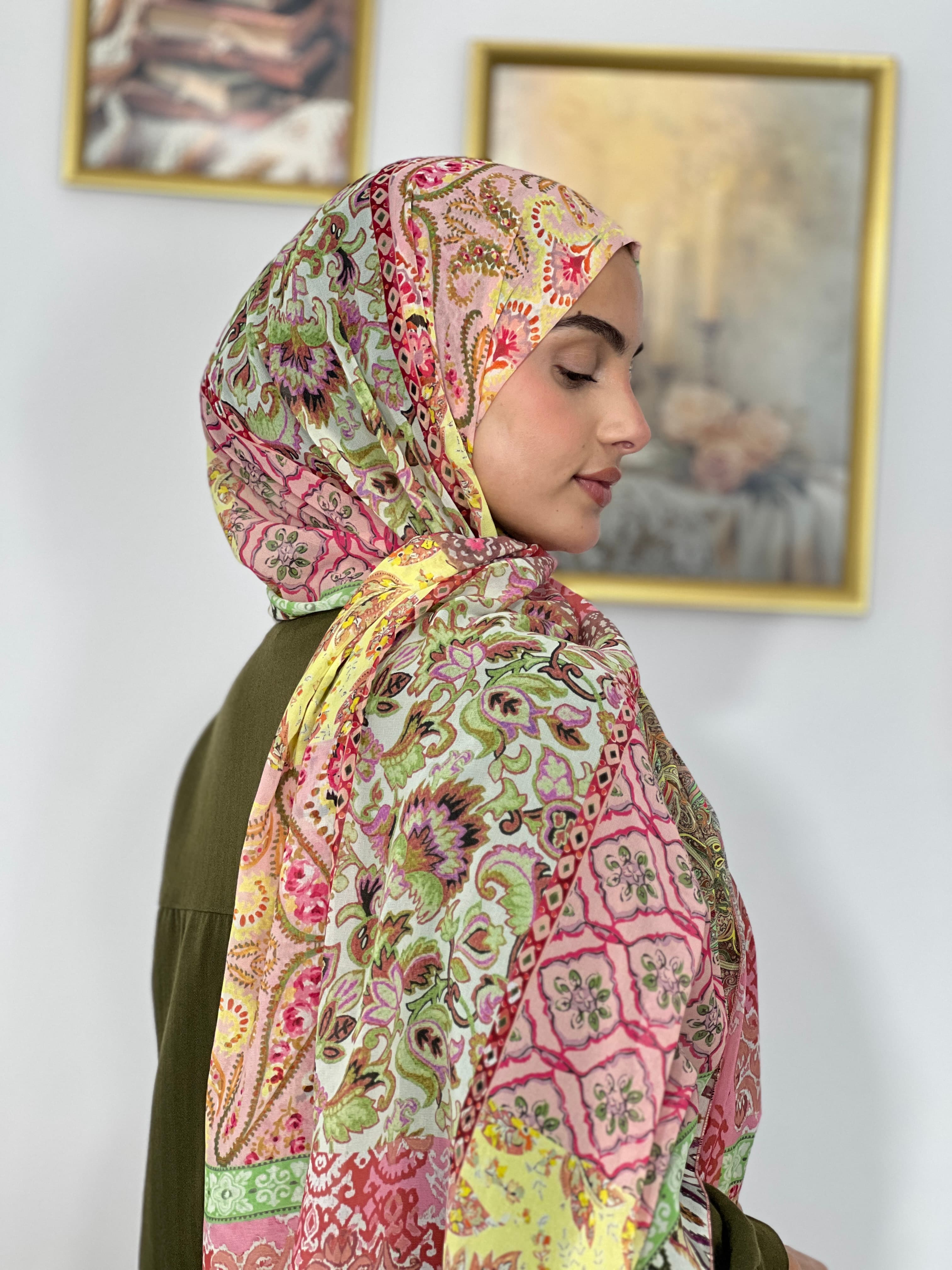 Allurina scarf - "Rose Arabesque"
