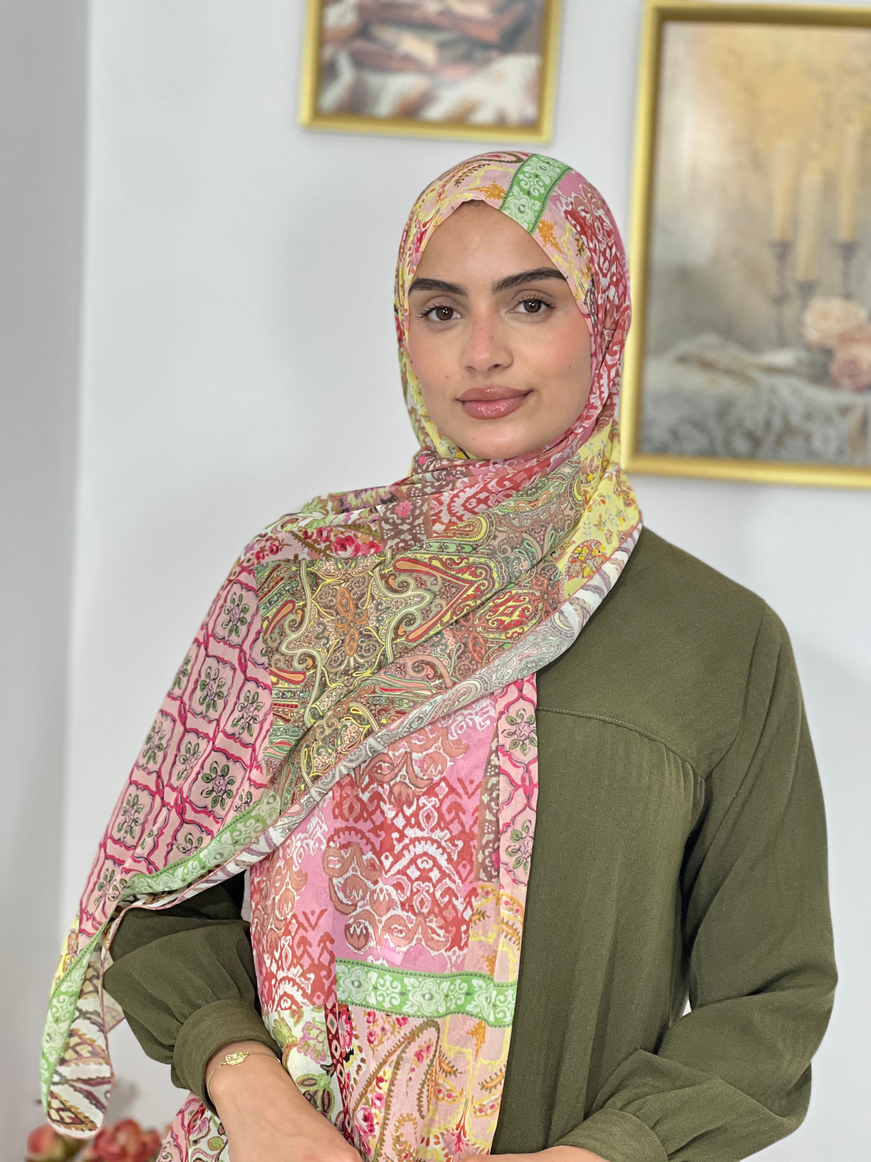 Allurina scarf - "Rose Arabesque"