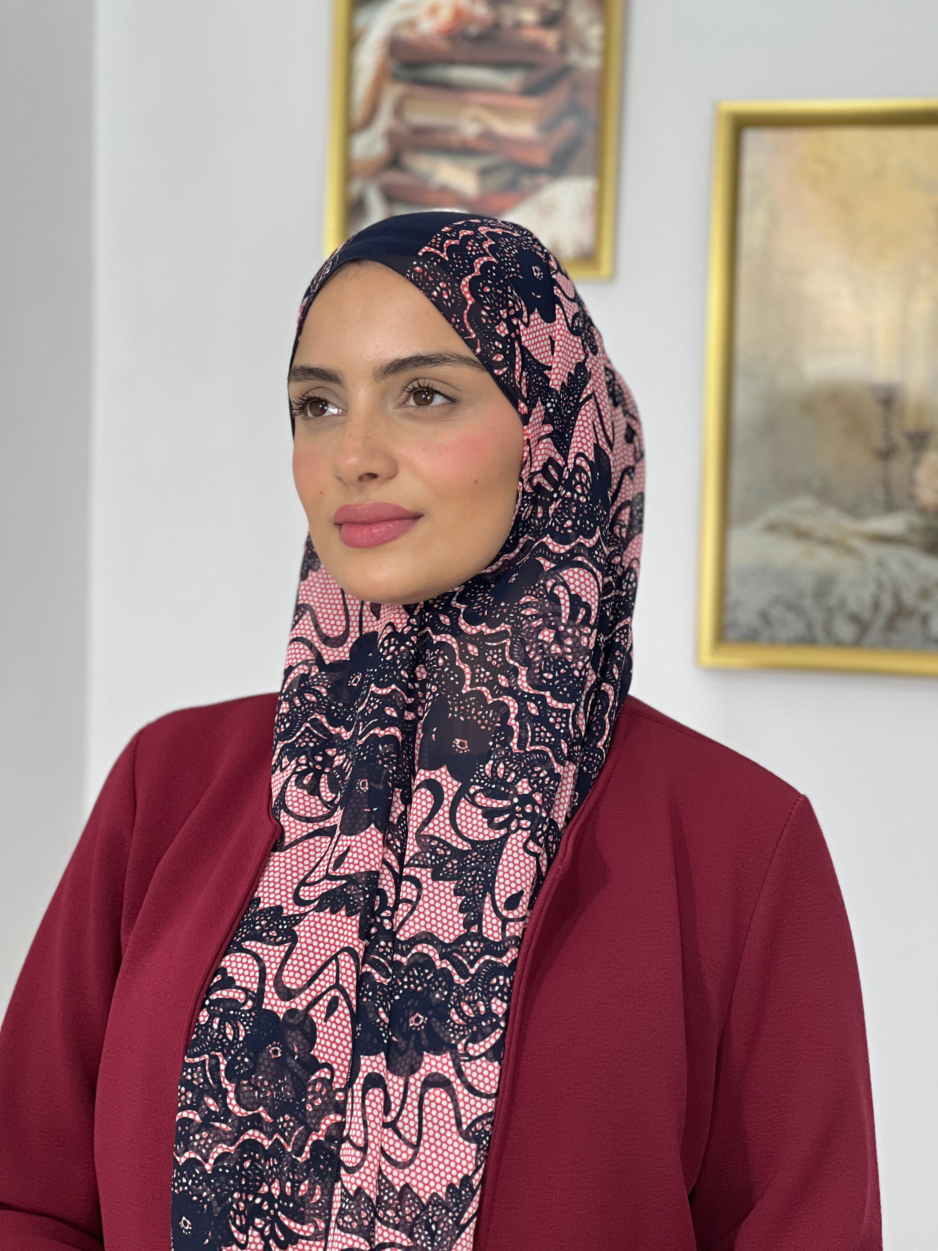 Allurina scarf - "Dentelle de Rose"