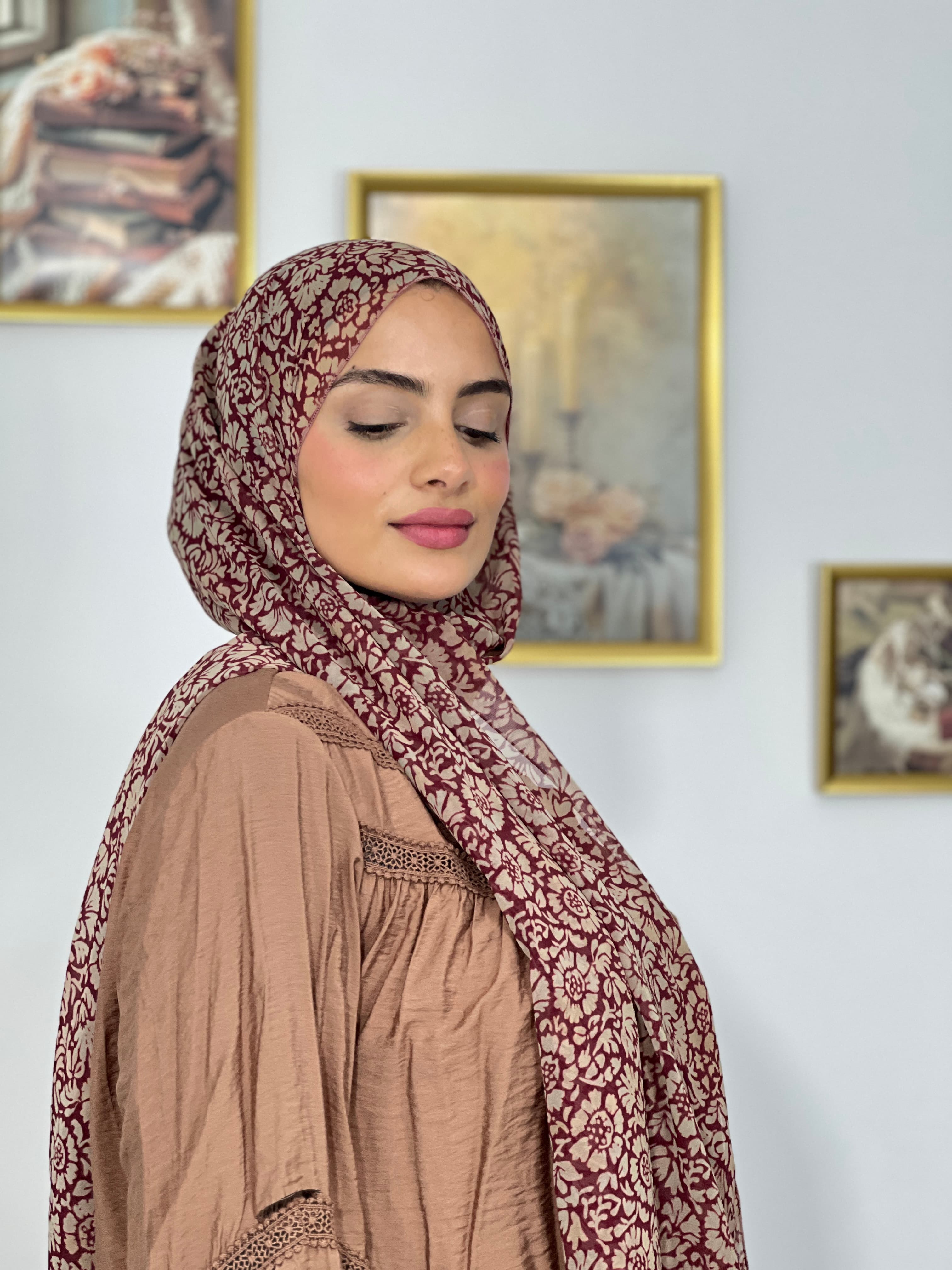 Allurina scarf - "Pétales de Grenat"