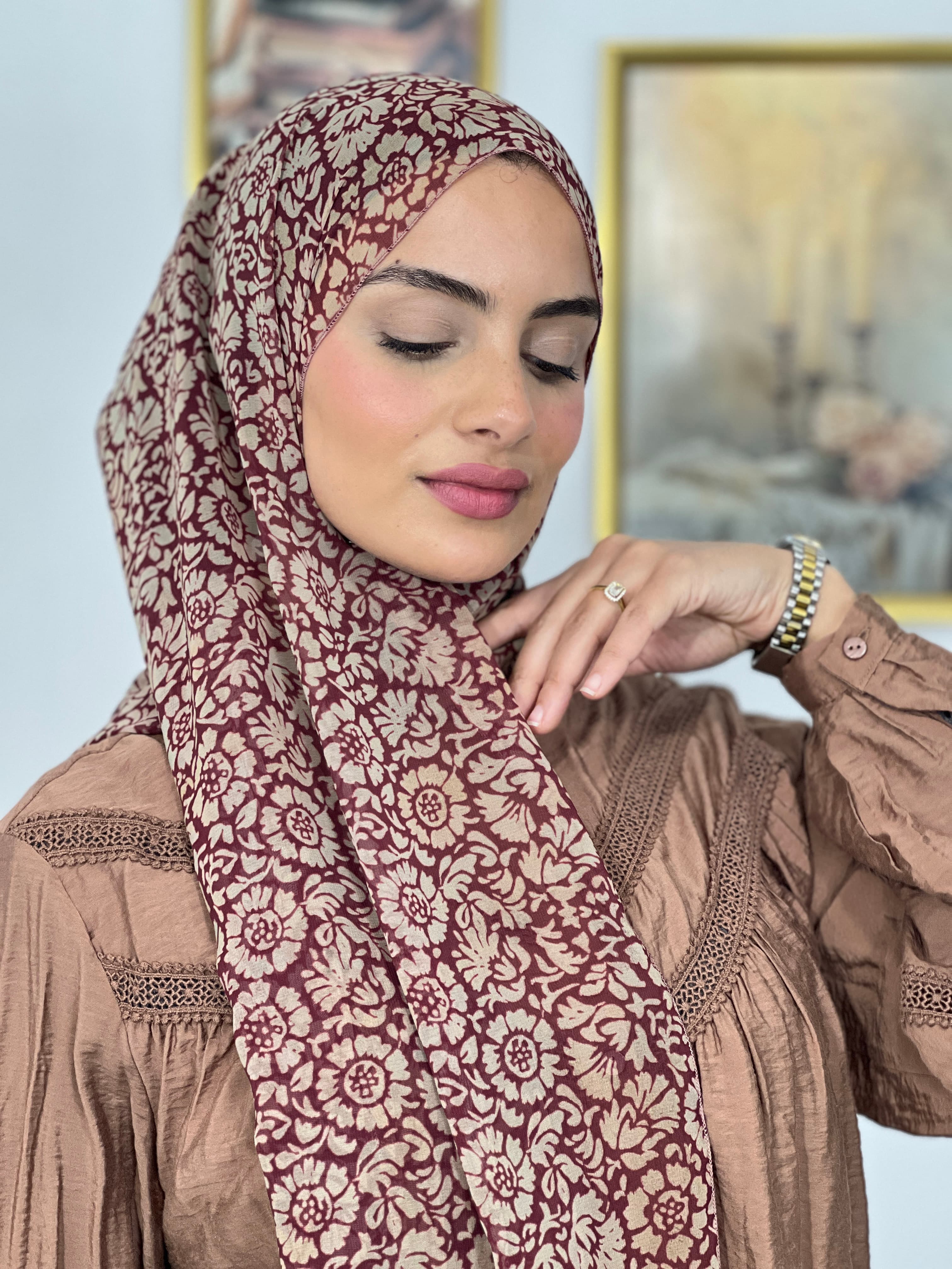 Allurina scarf - "Pétales de Grenat"