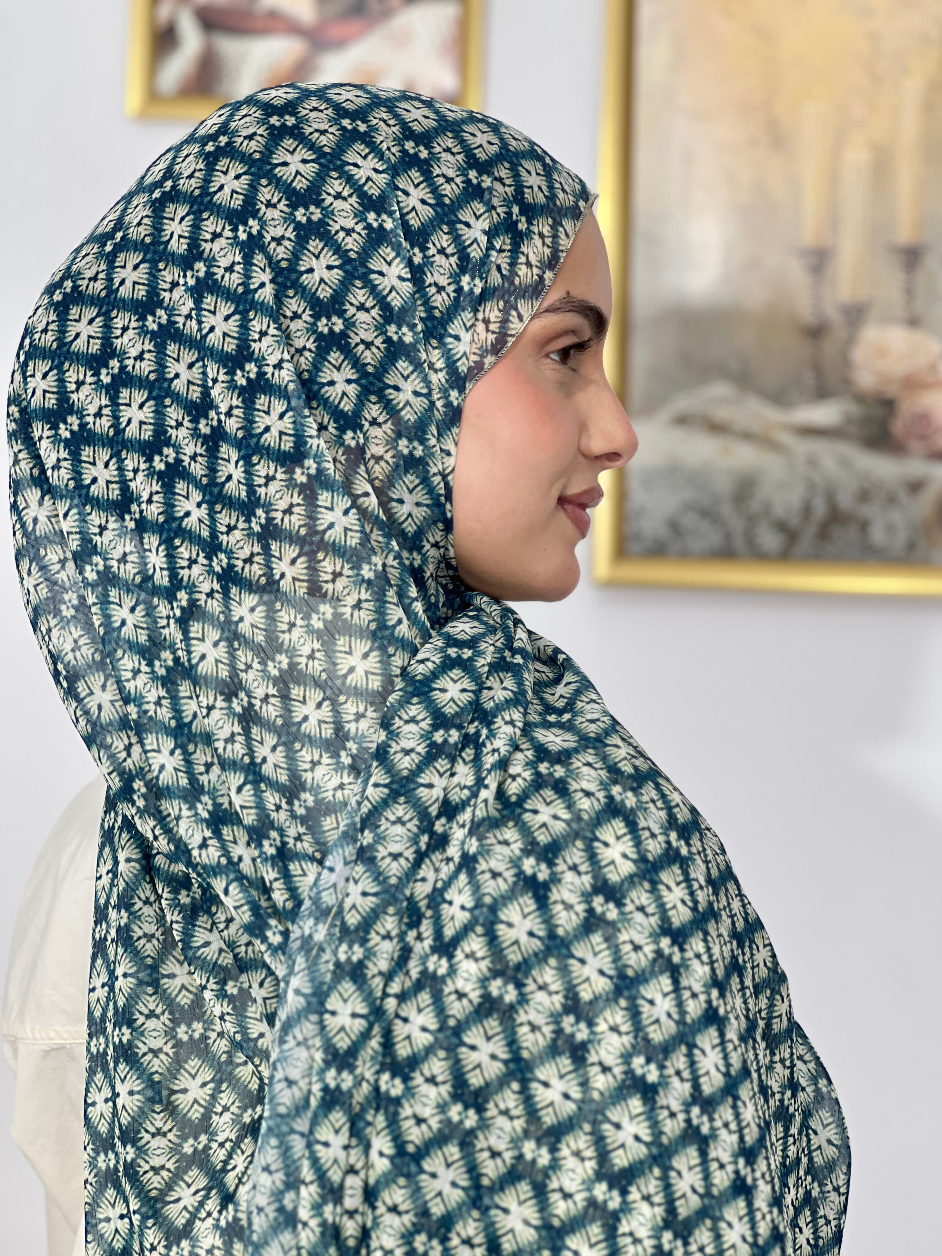 Allurina scarf - "Navy Diamond"