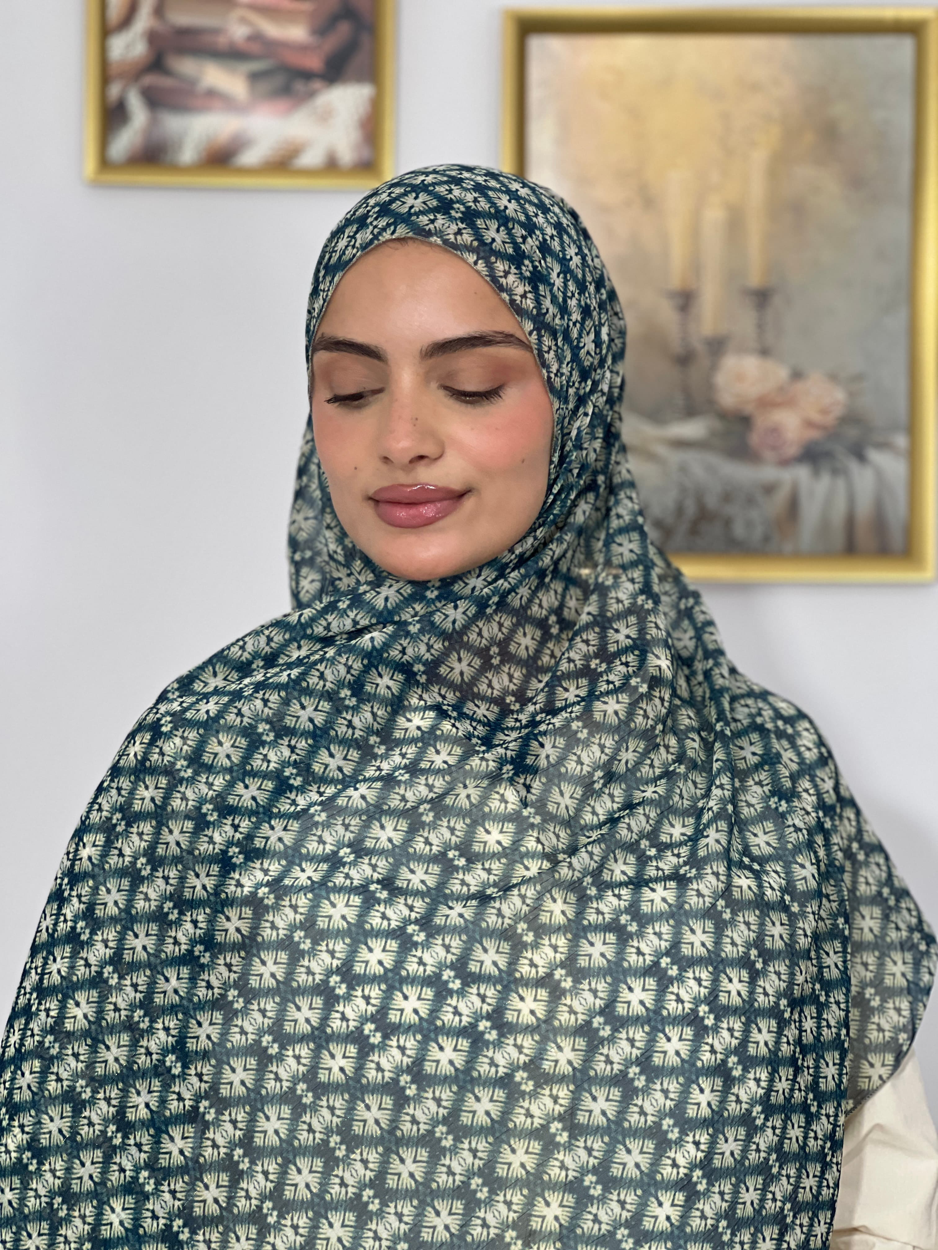 Allurina scarf - "Navy Diamond"