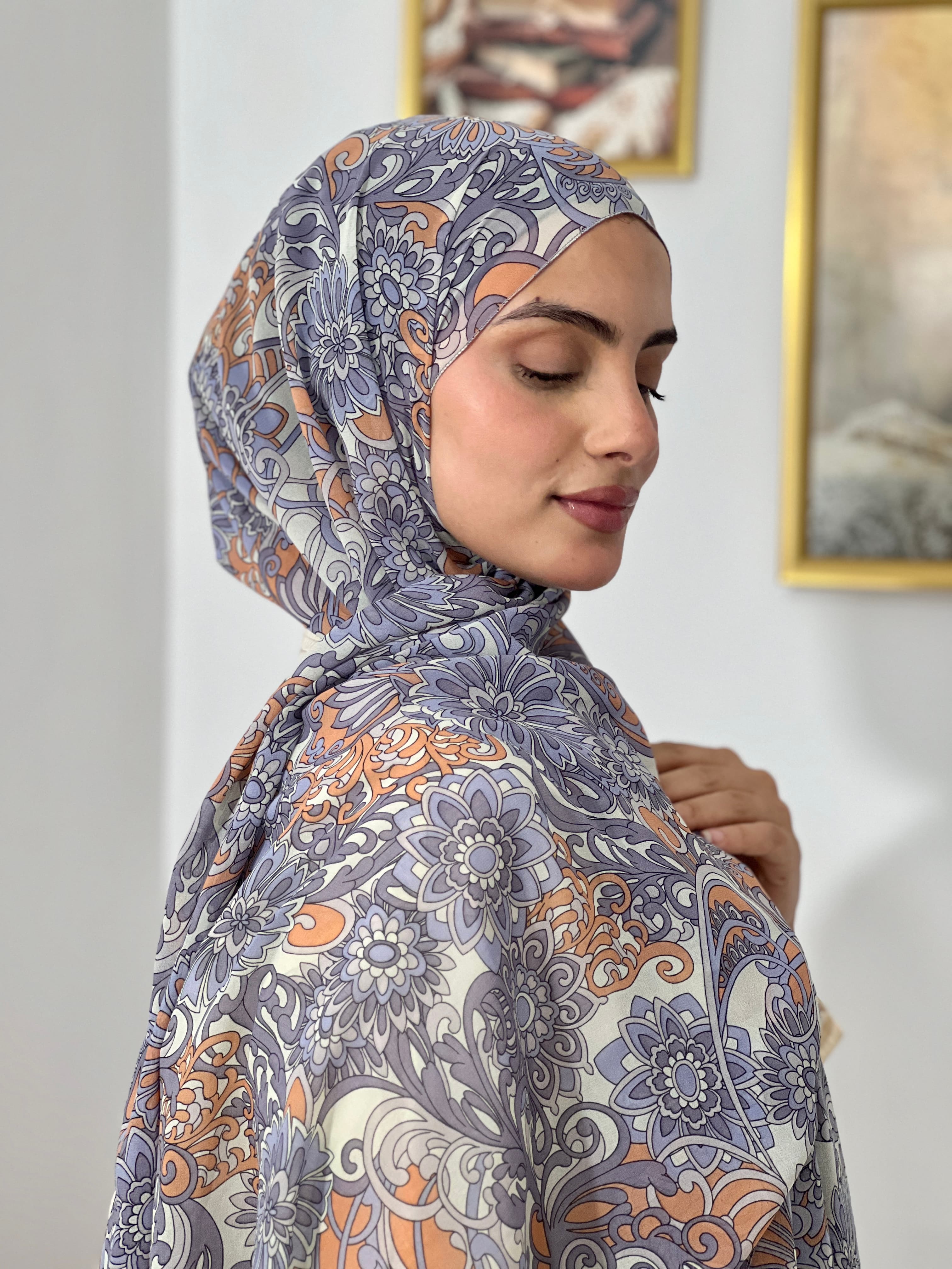 Allurina scarf - "Lilac Mandala"