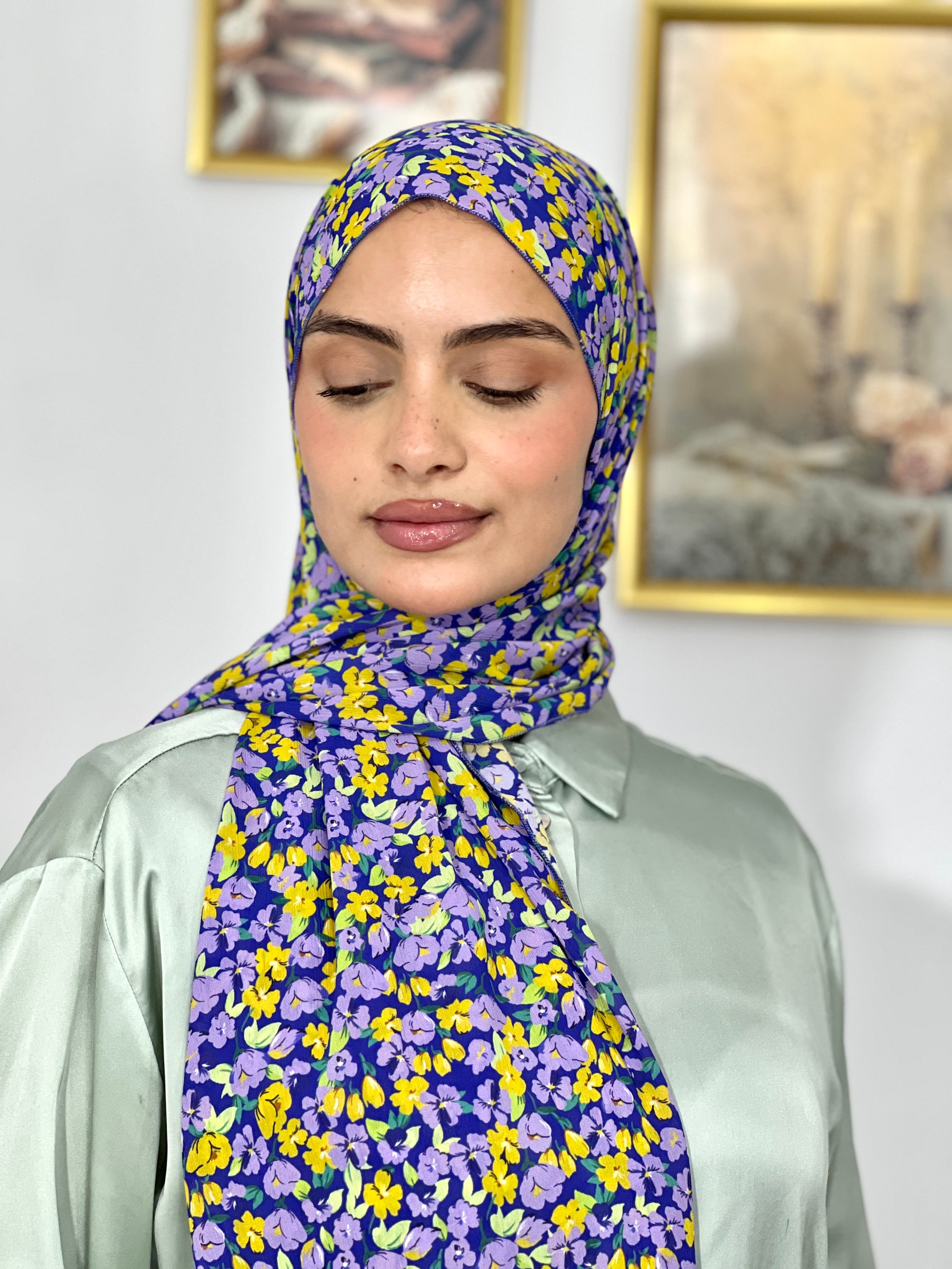 Allurina scarf - "Violet Pansy"