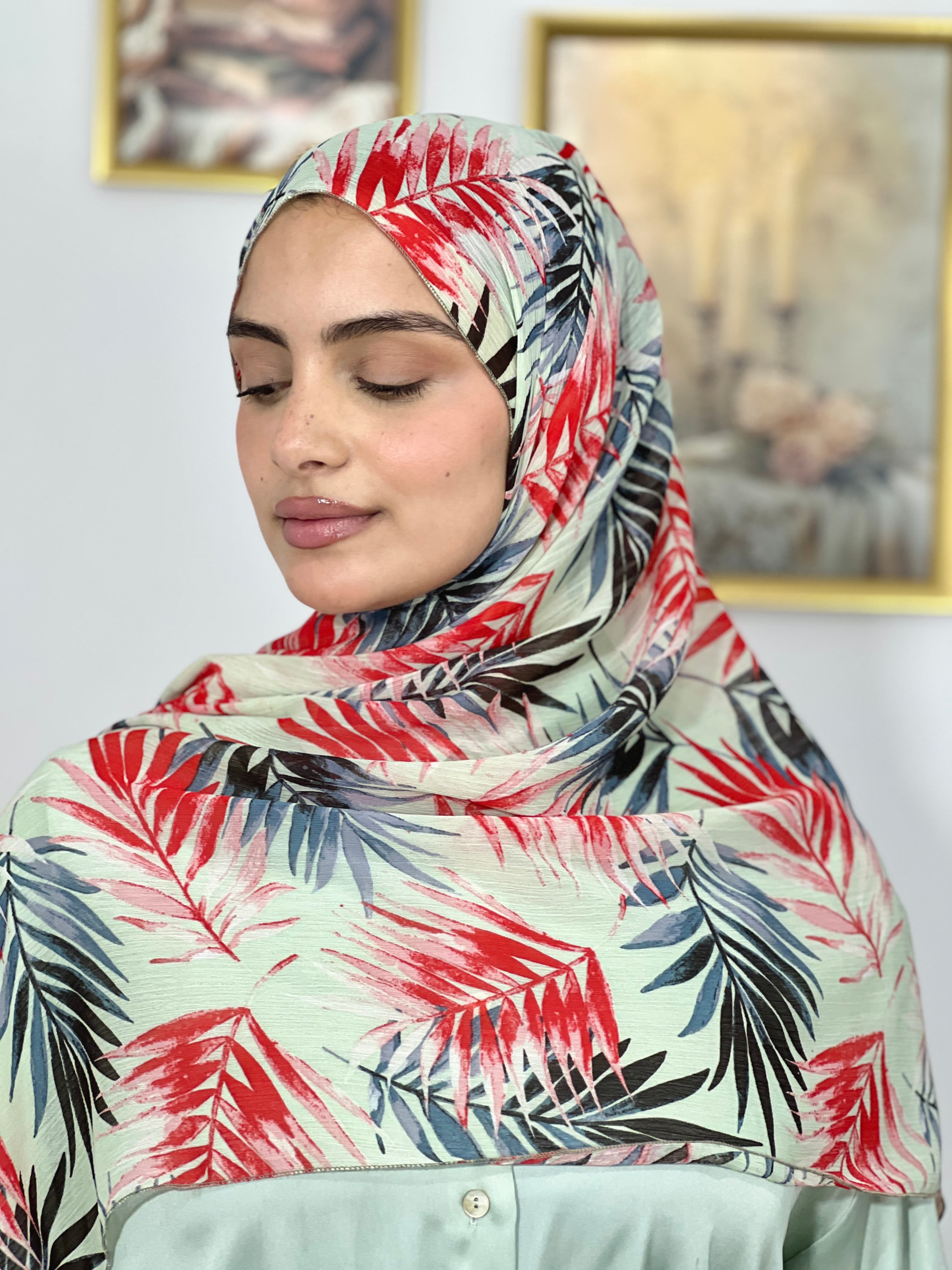 Allurina scarf - "Red Palm"
