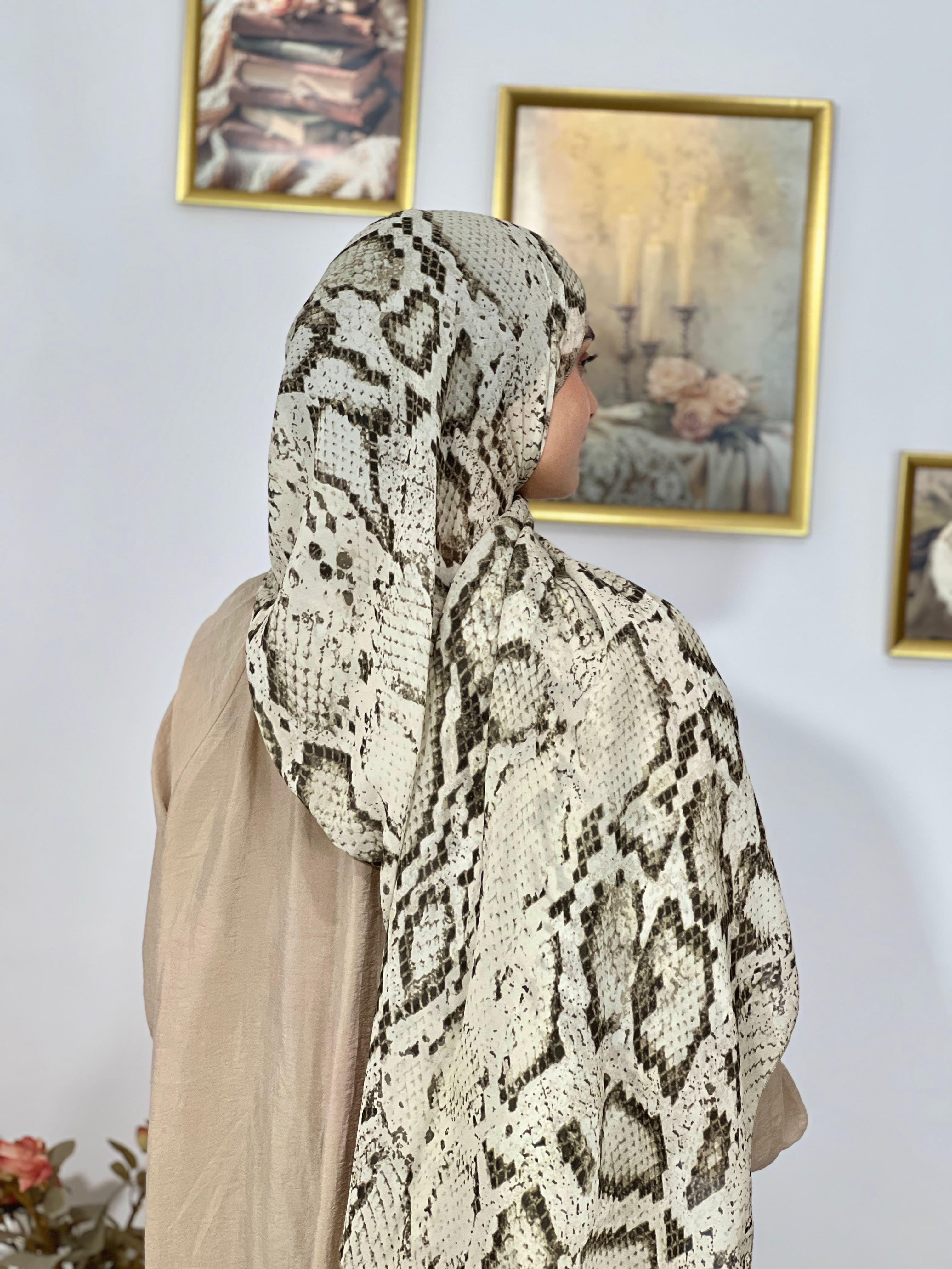 Allurina scarf - "Ivory Python"