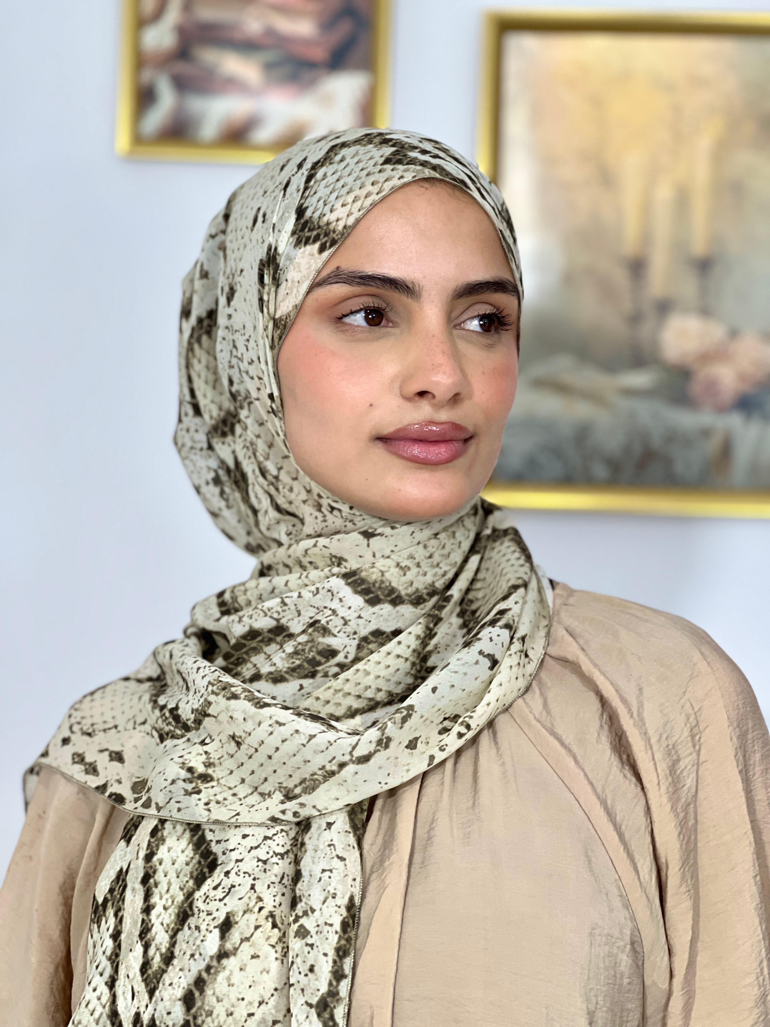 Allurina scarf - "Ivory Python"