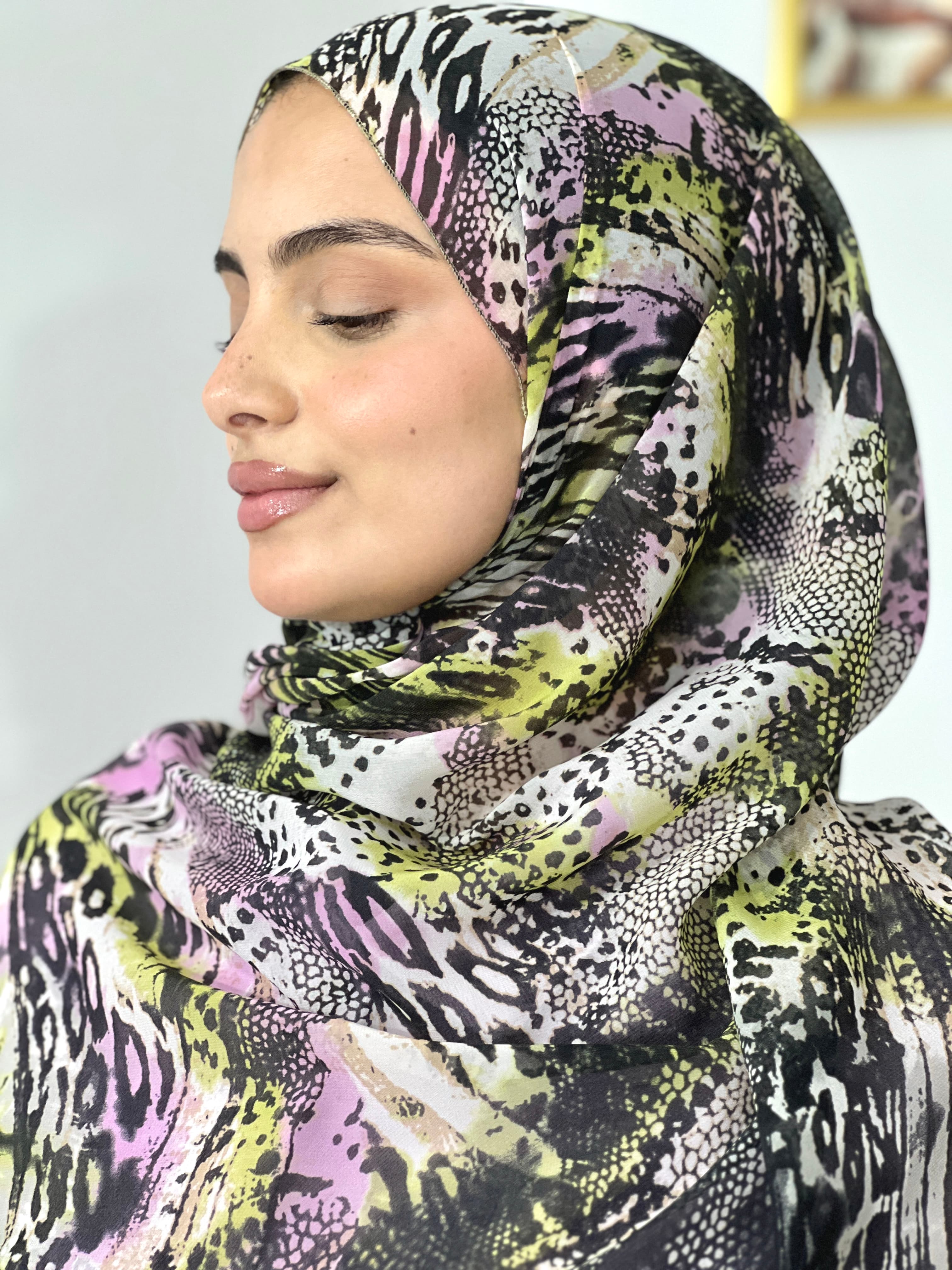 Allurina scarf - "Safari Lilac"