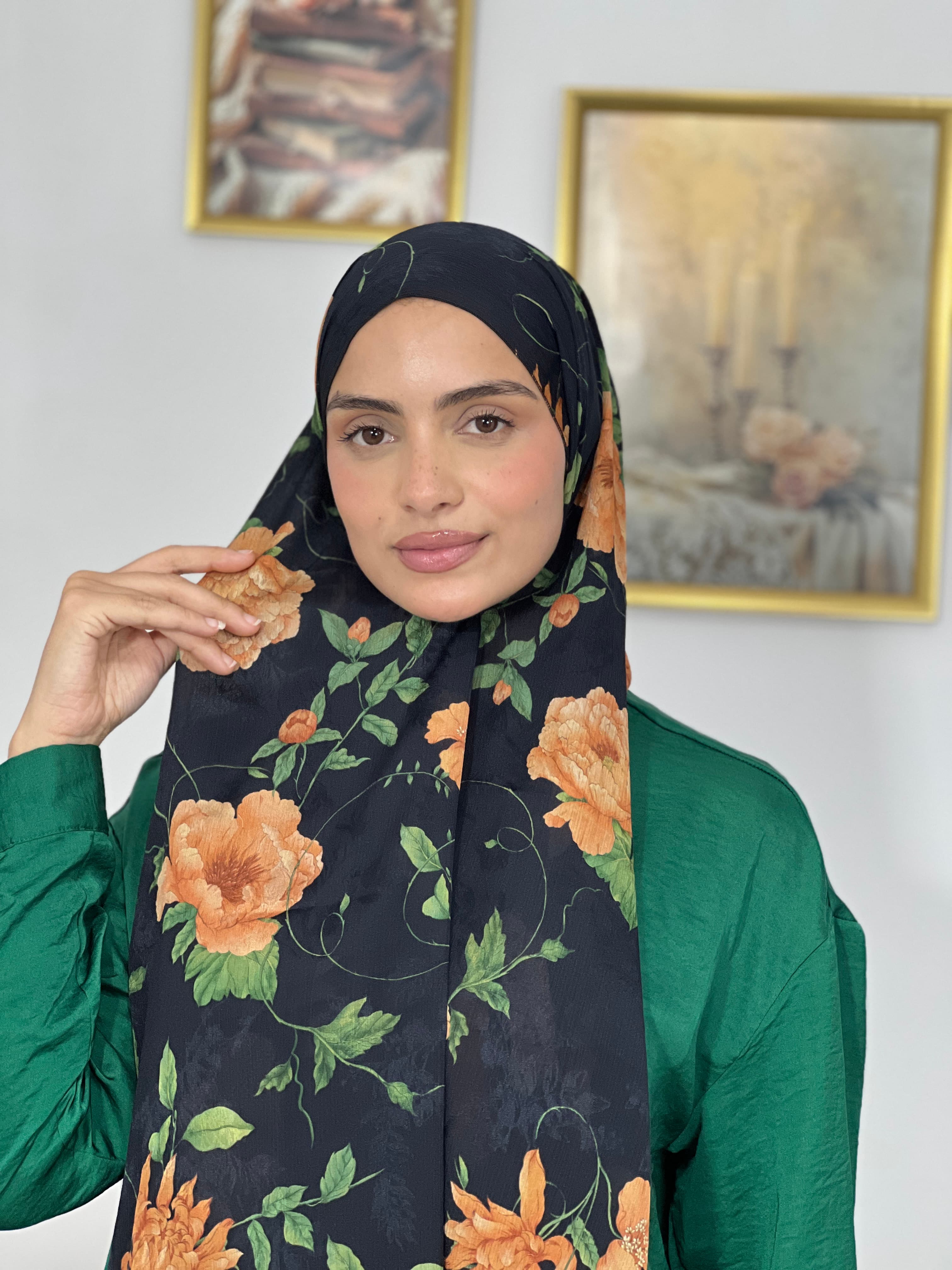 Allurina scarf - "Dark Amber"
