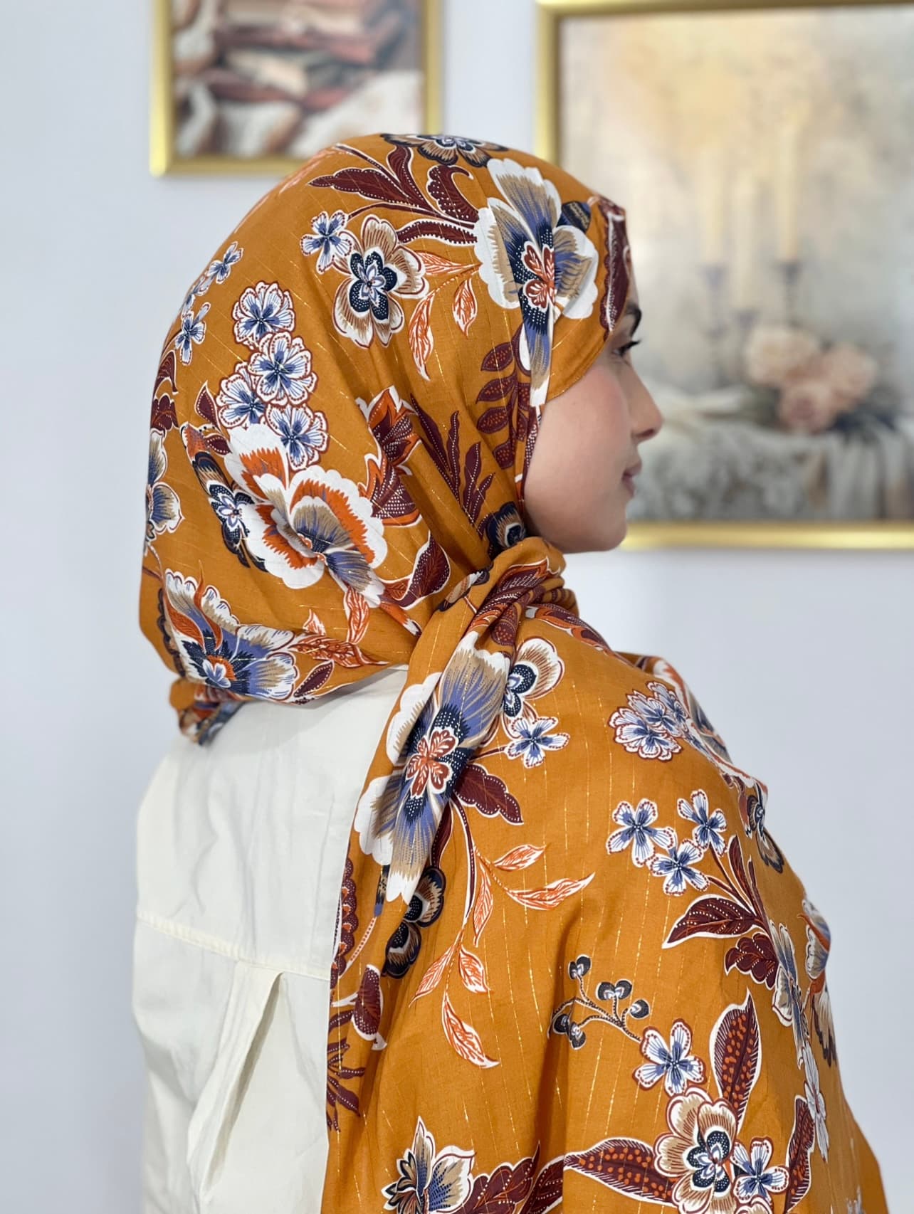 Allurina scarf - "Saffron Bloom"