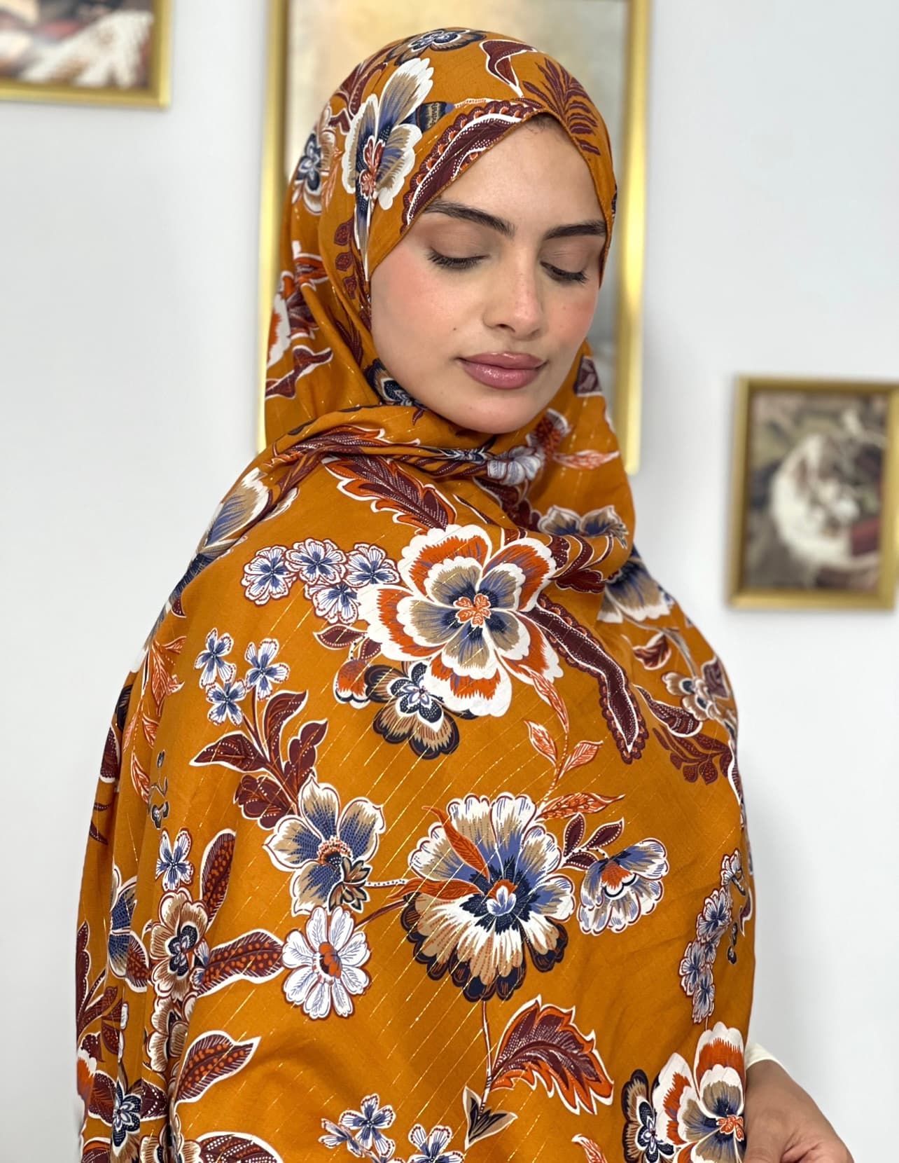 Allurina scarf - "Saffron Bloom"