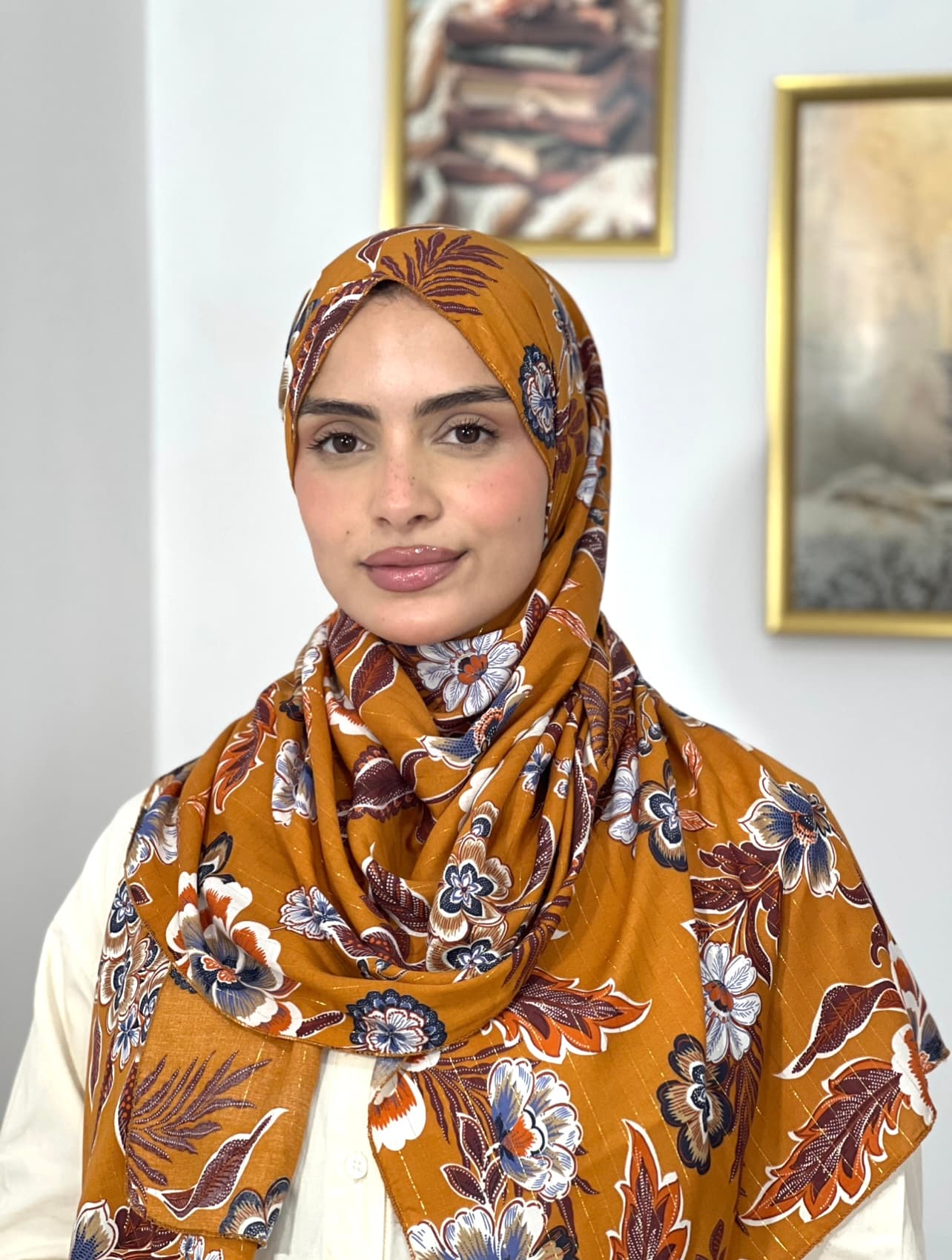 Allurina scarf - "Saffron Bloom"