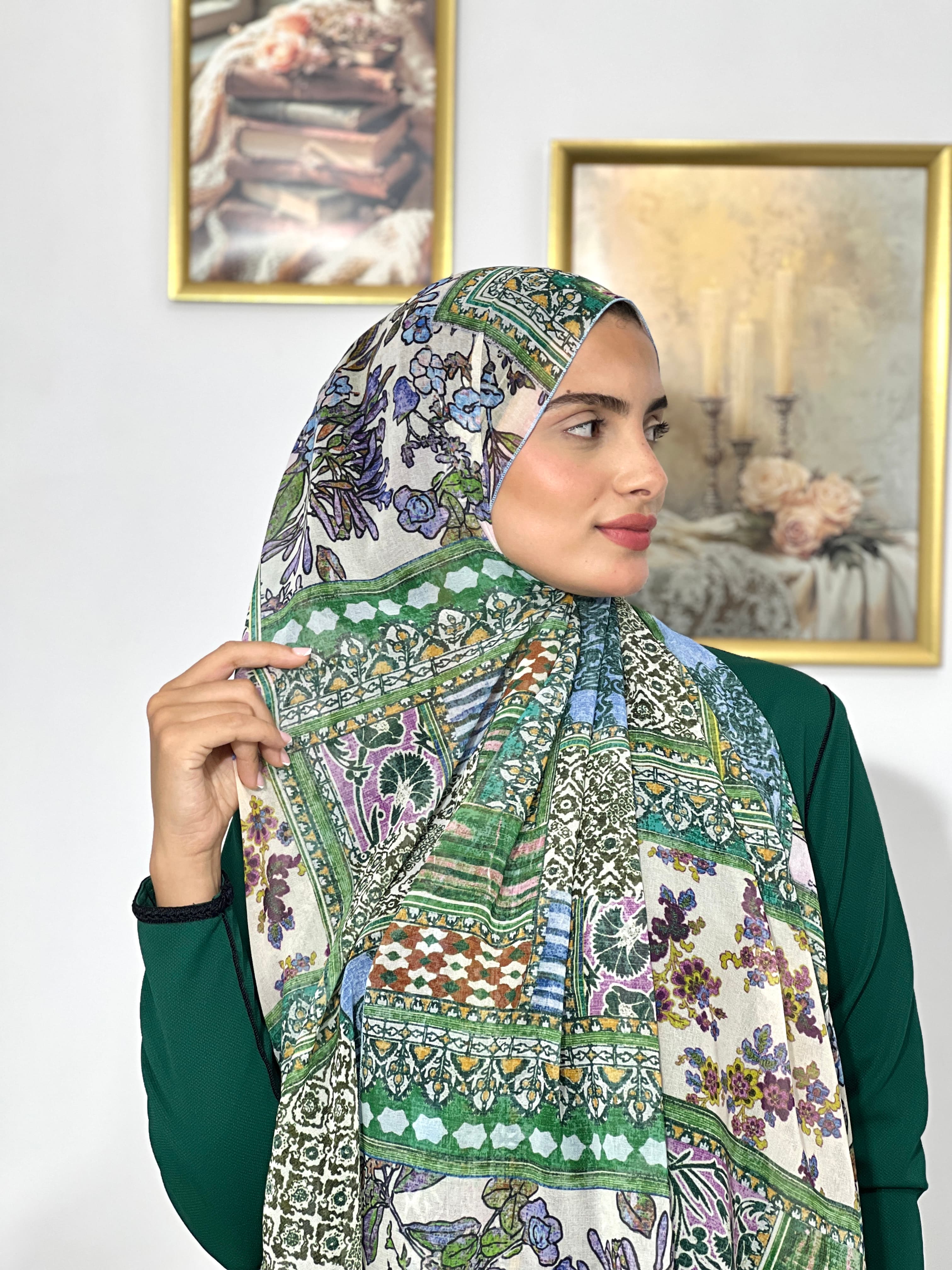 Allurina scarf - "Persian Garden"