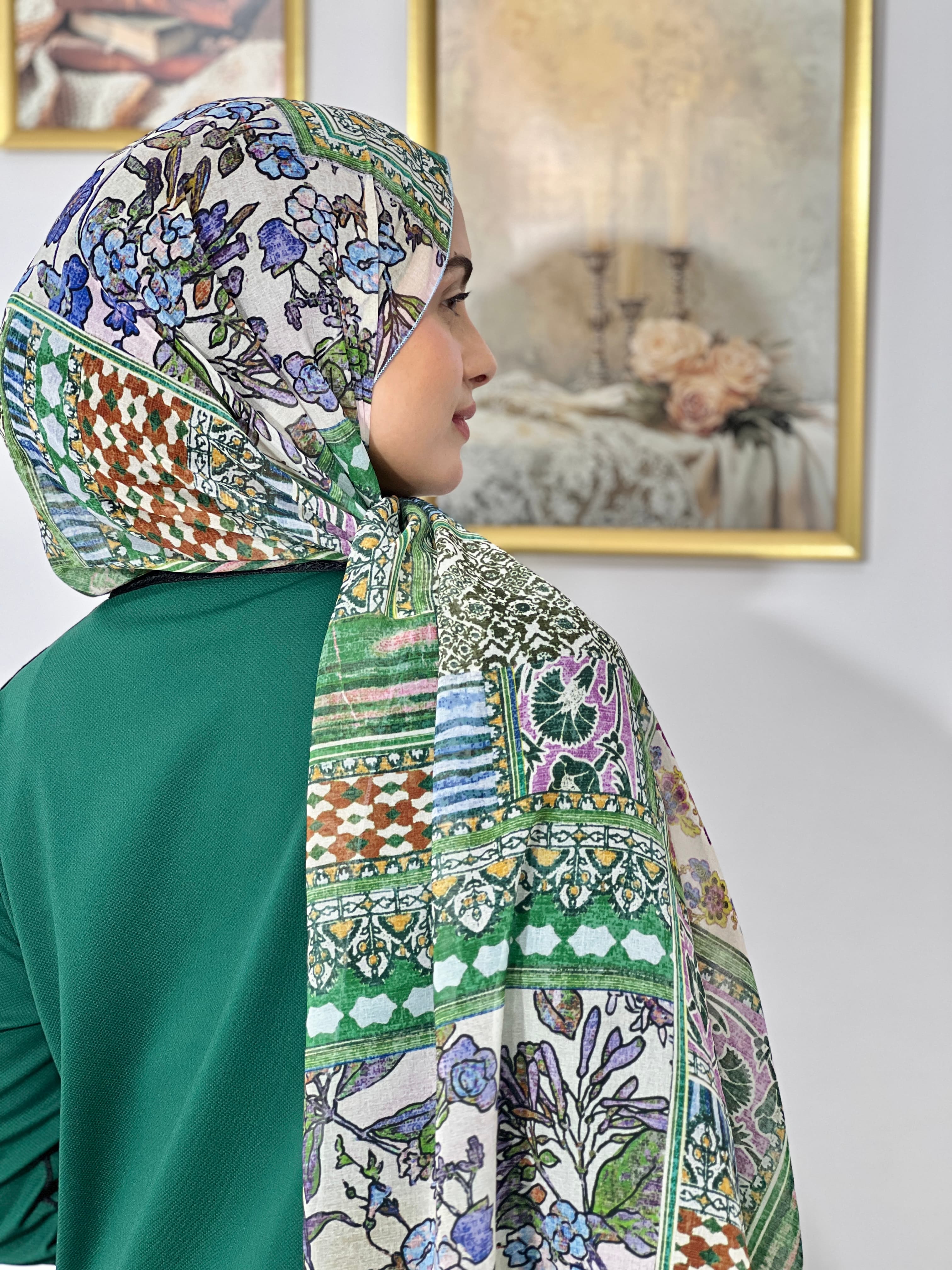Allurina scarf - "Persian Garden"