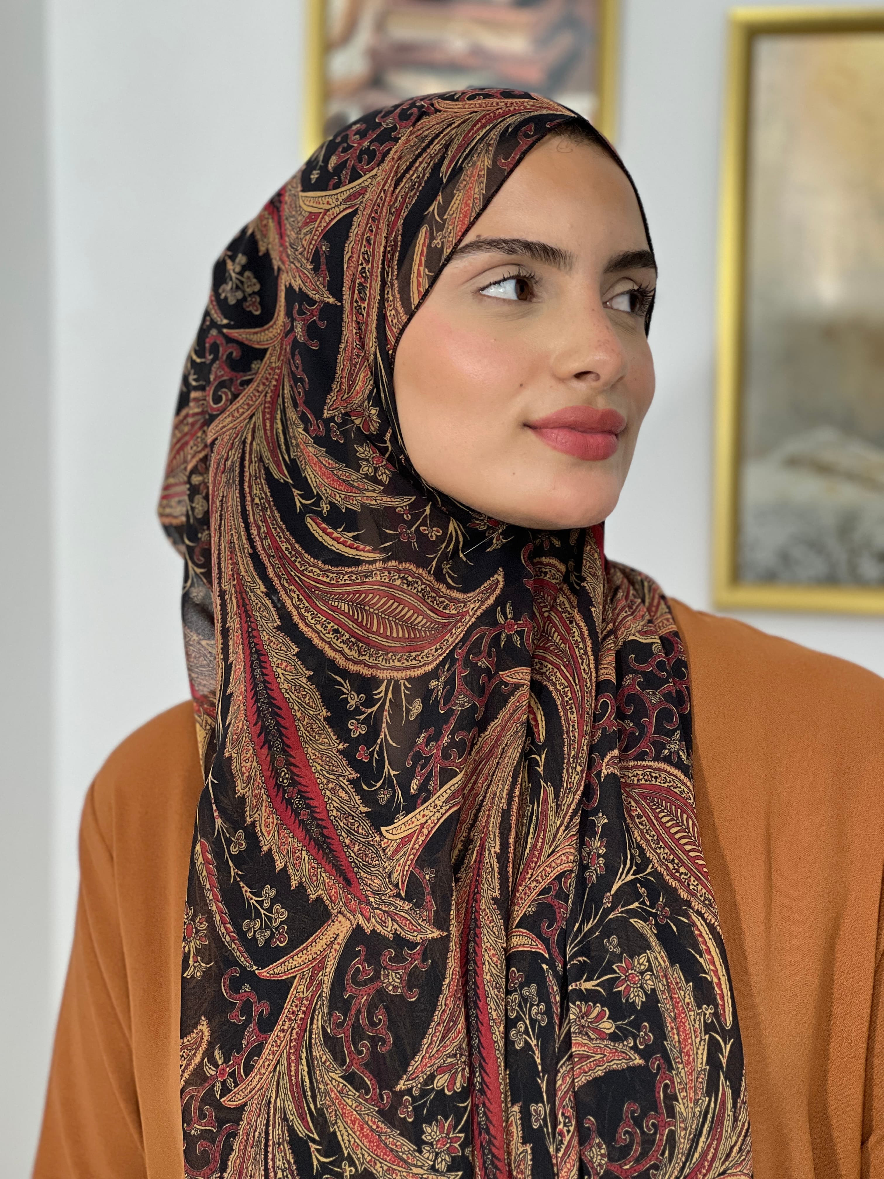 Allurina scarf - "Black Arabesque"