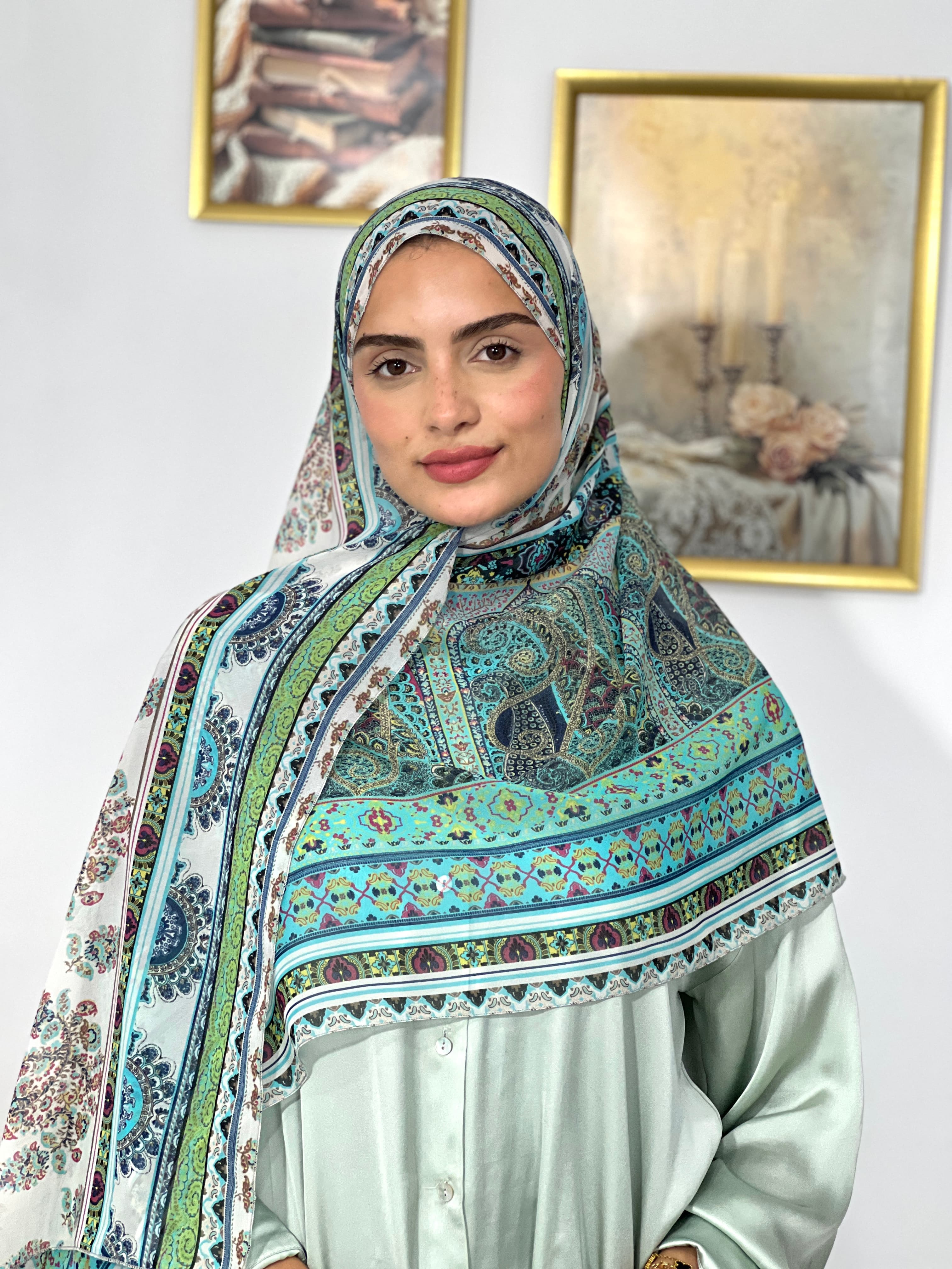 Allurina scarf - "Mint Paisley"