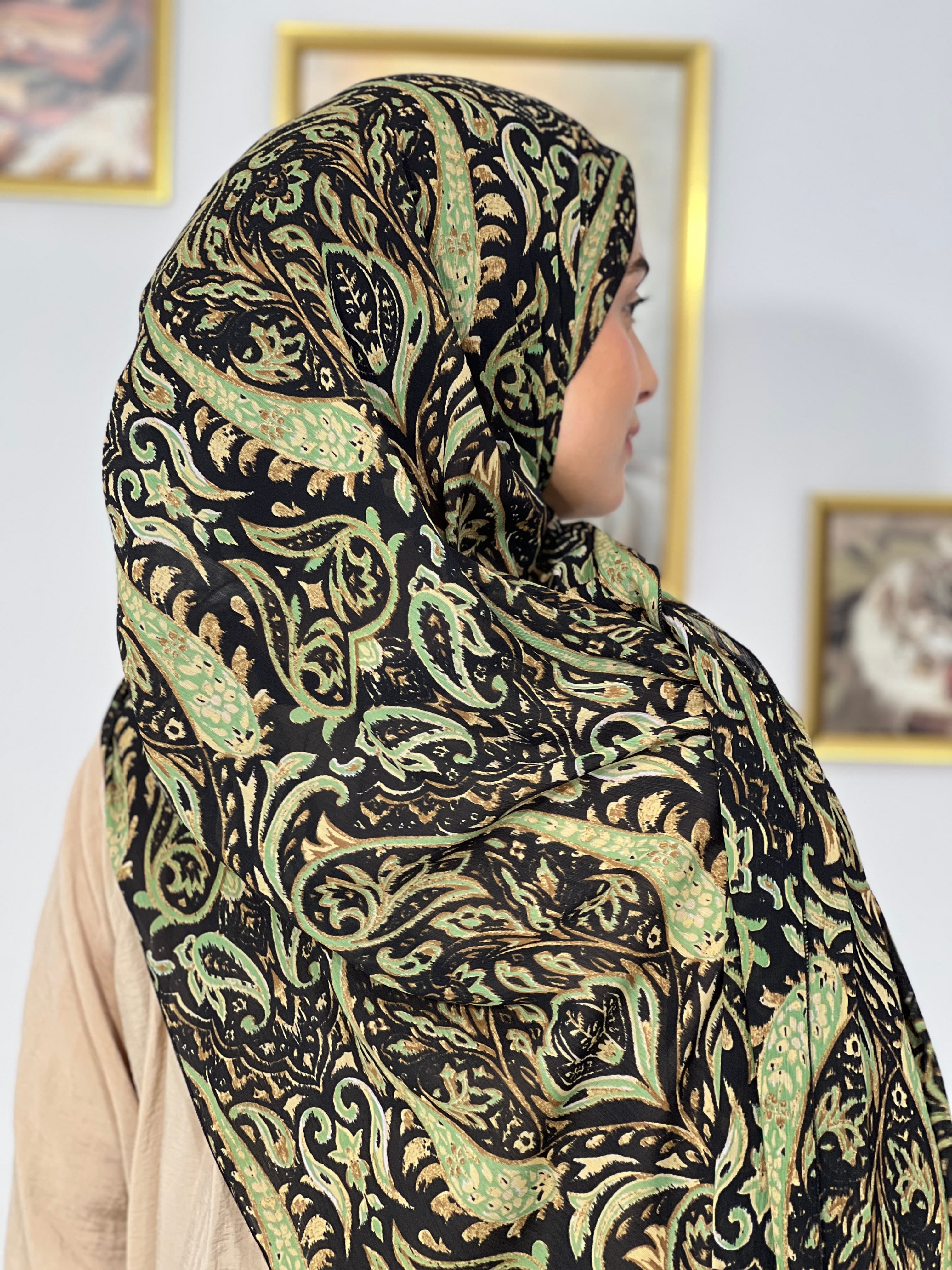 Allurina scarf - "Midnight Damask"