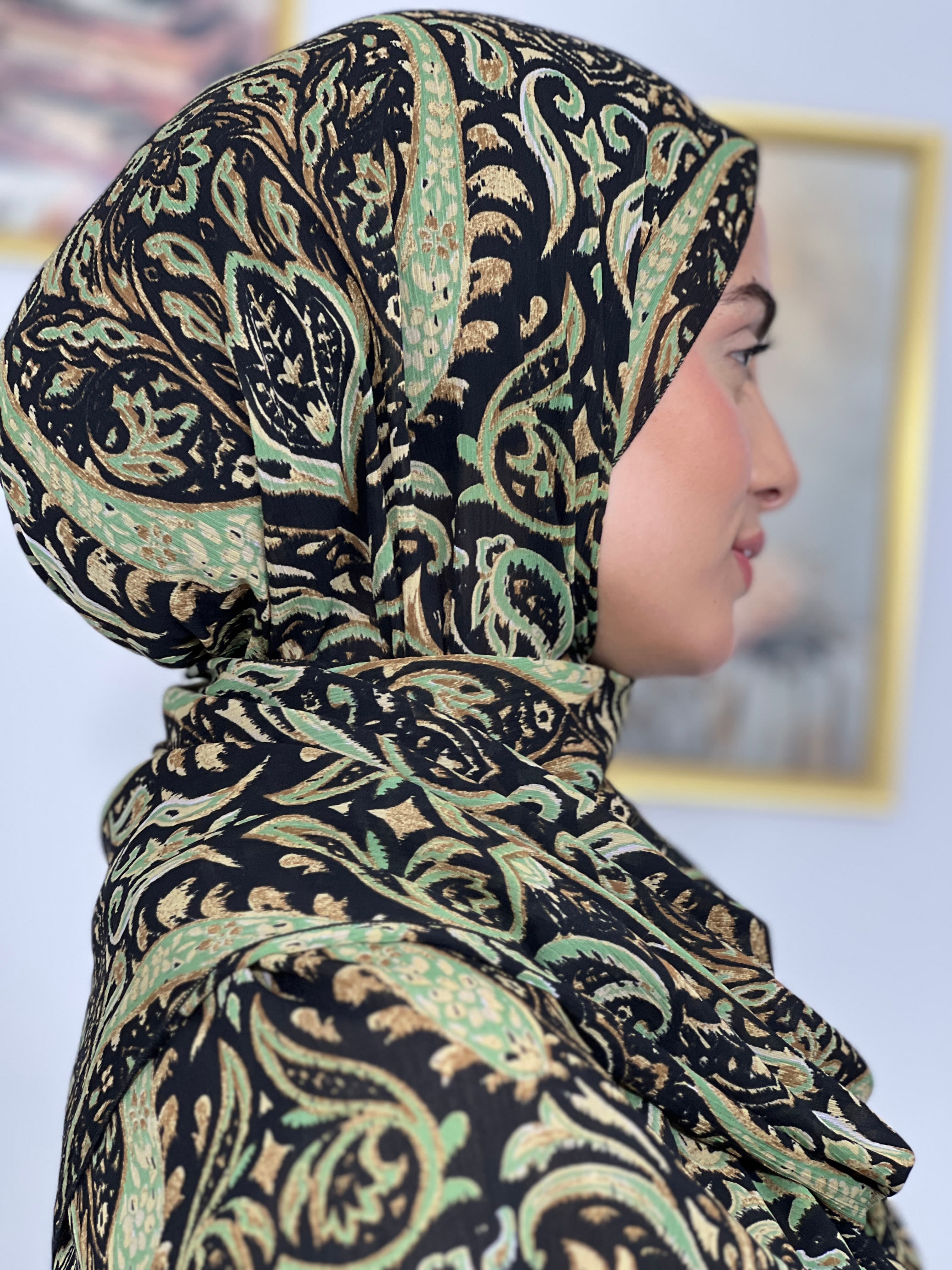 Allurina scarf - "Midnight Damask"