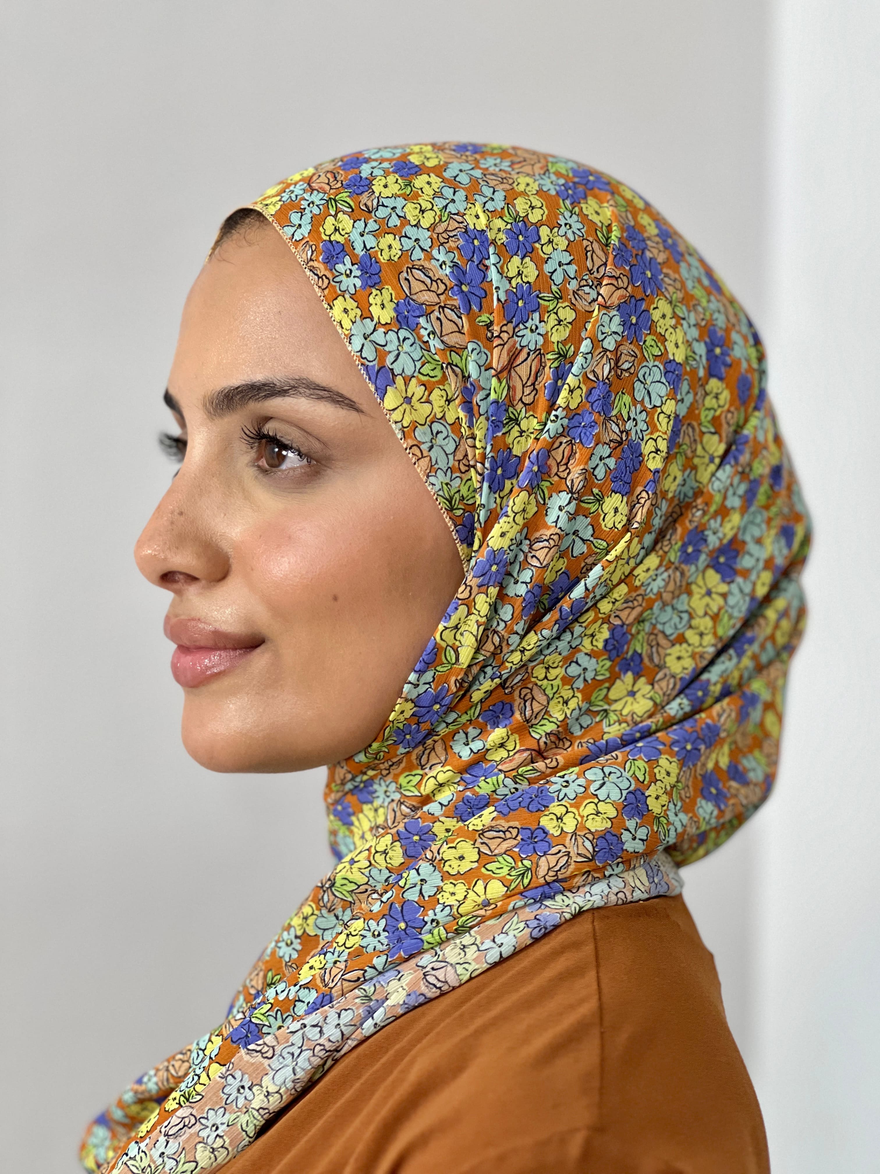 Allurina scarf - "Marigold Blossom"
