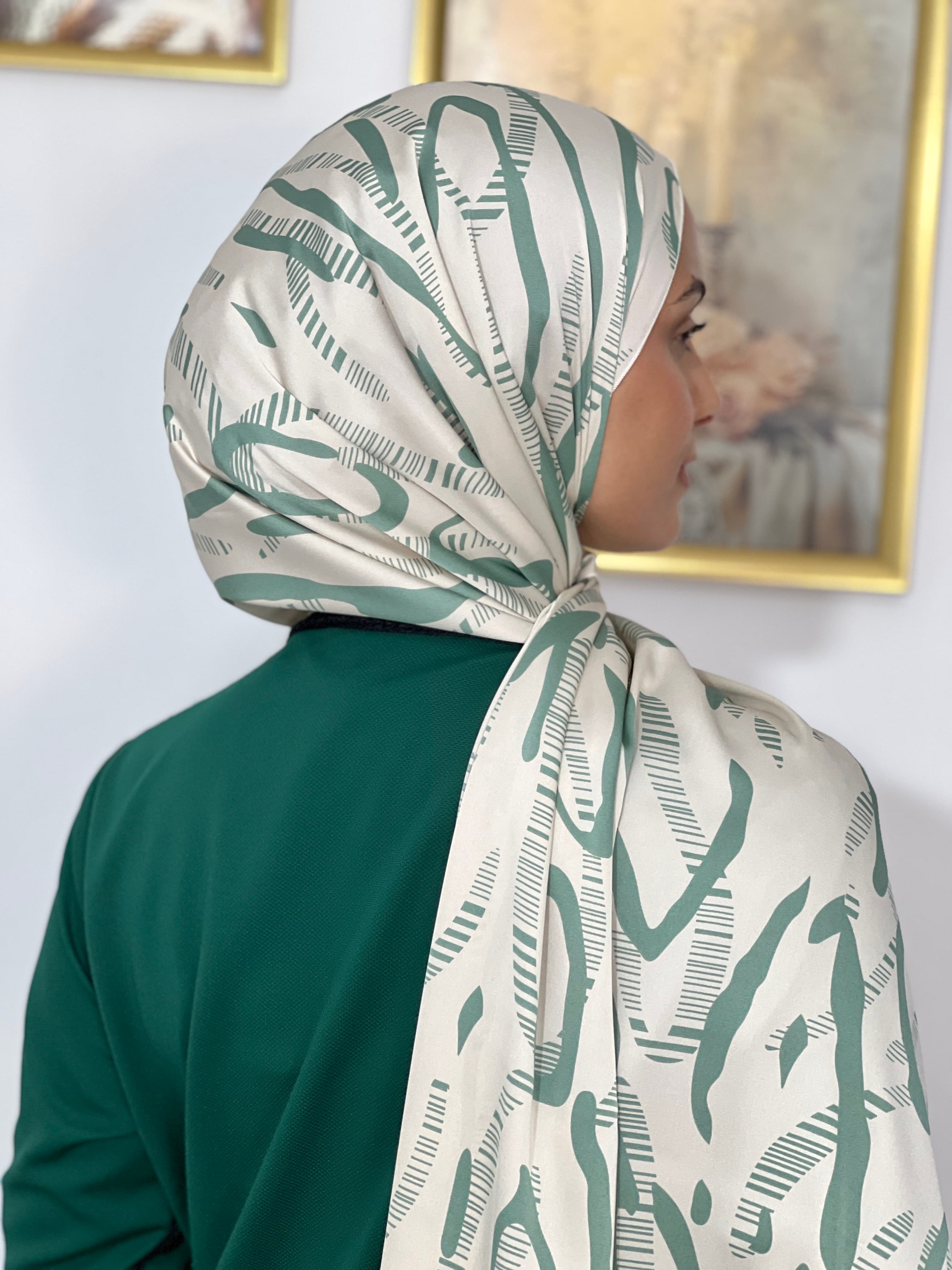 Allurina scarf - "Sage Current"