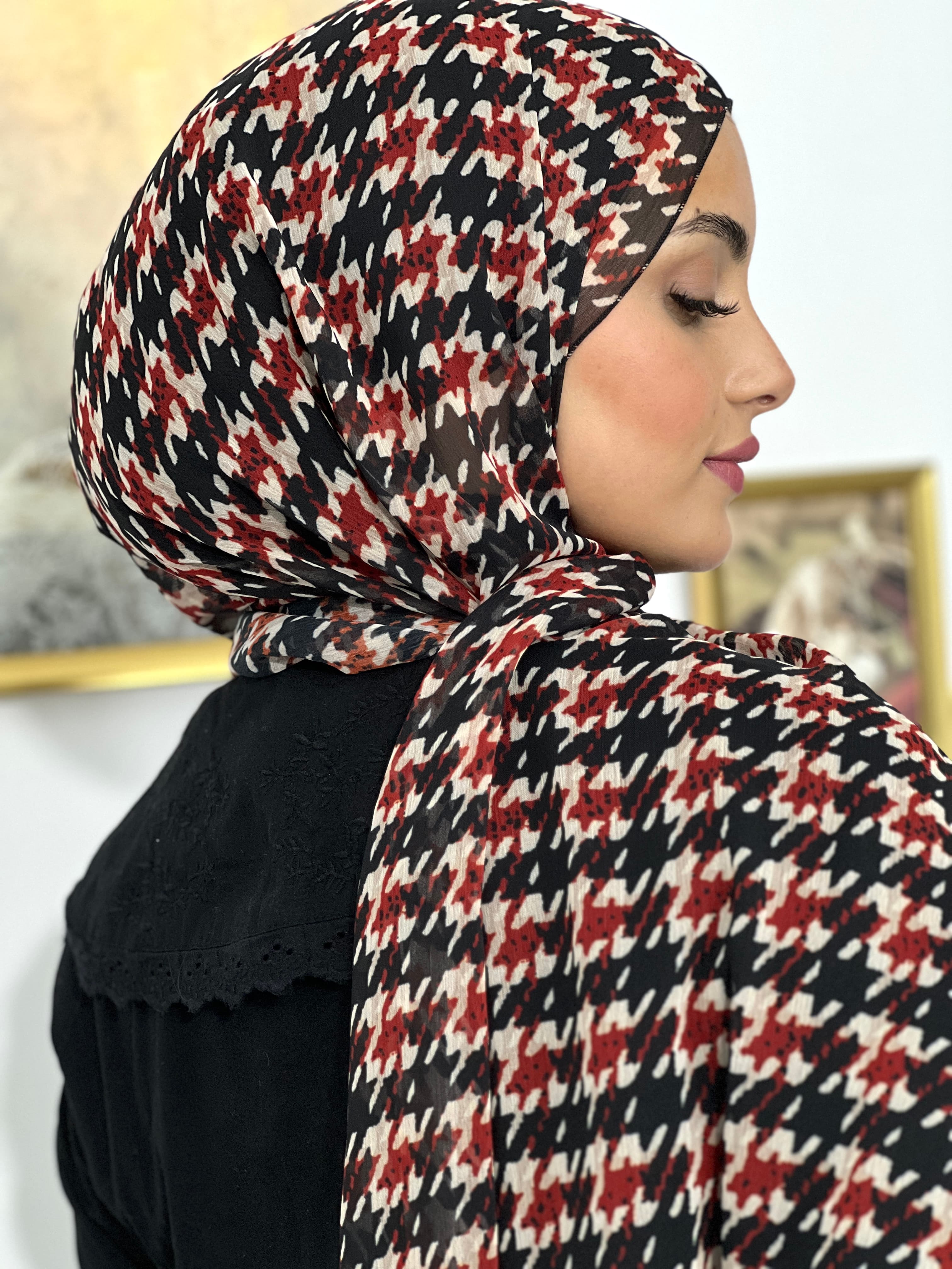 Allurina scarf - "Classic Houndstooth"