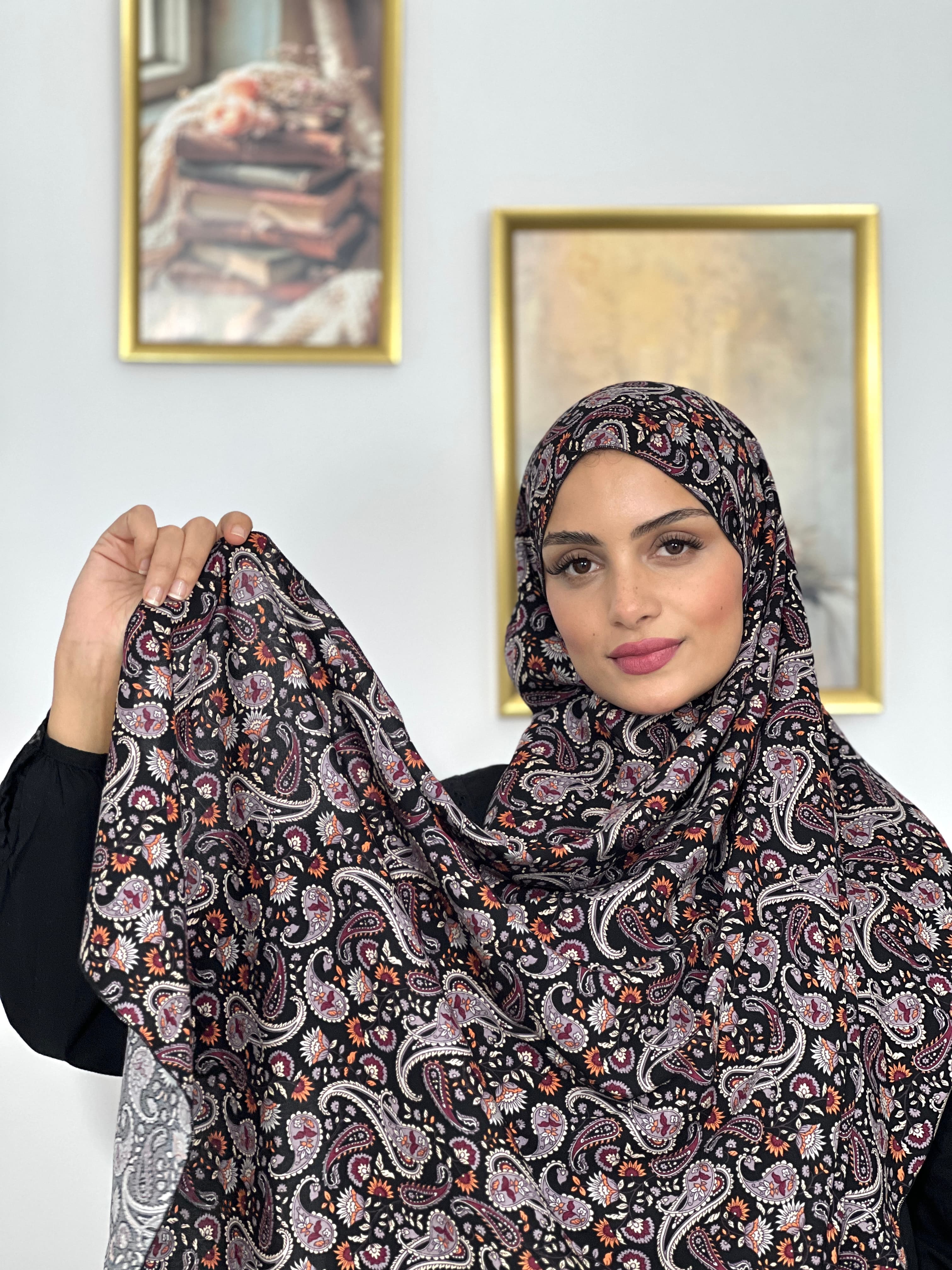 Allurina scarf - "Dark"