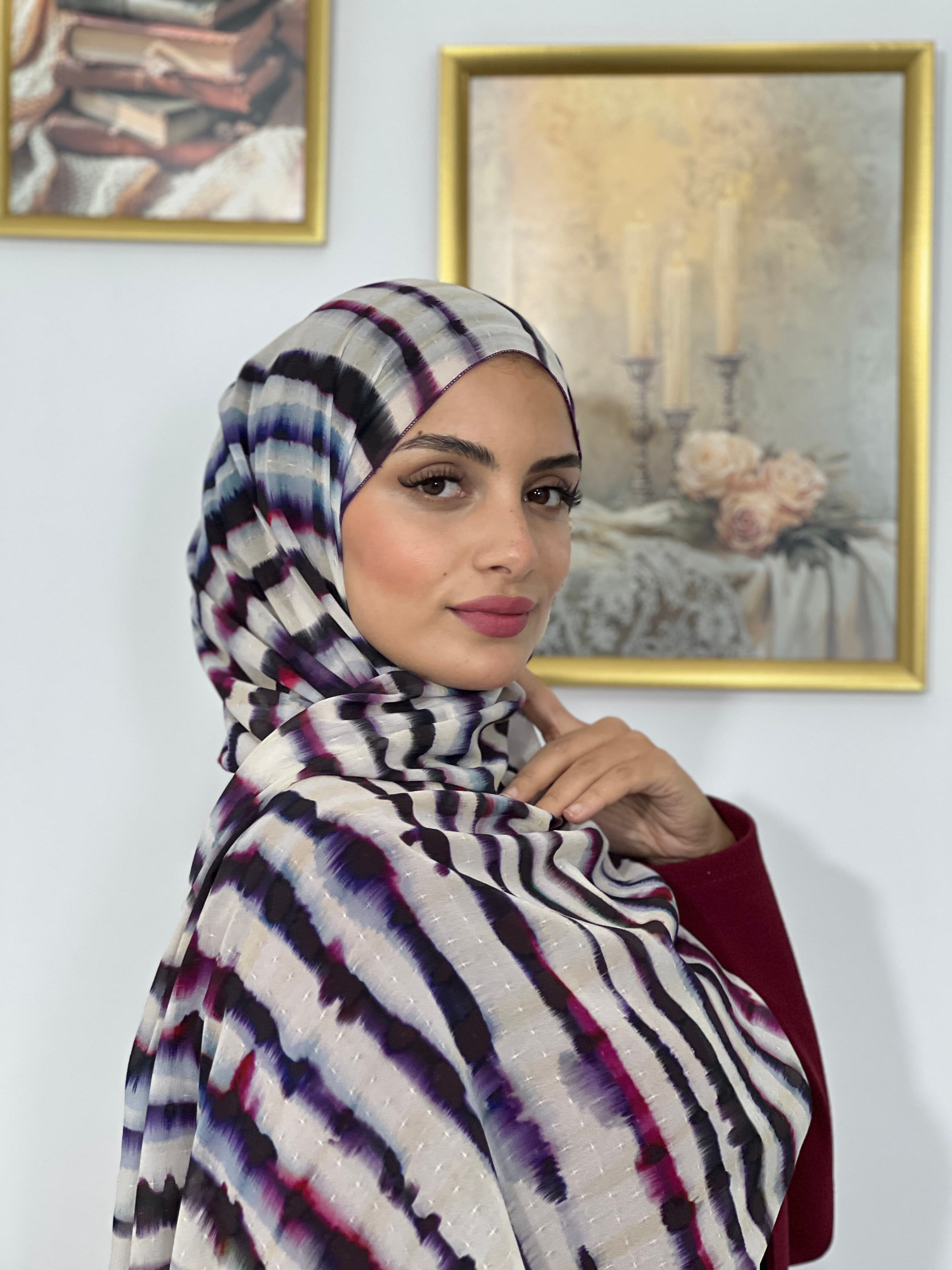 Allurina scarf - "Purple Zebra"