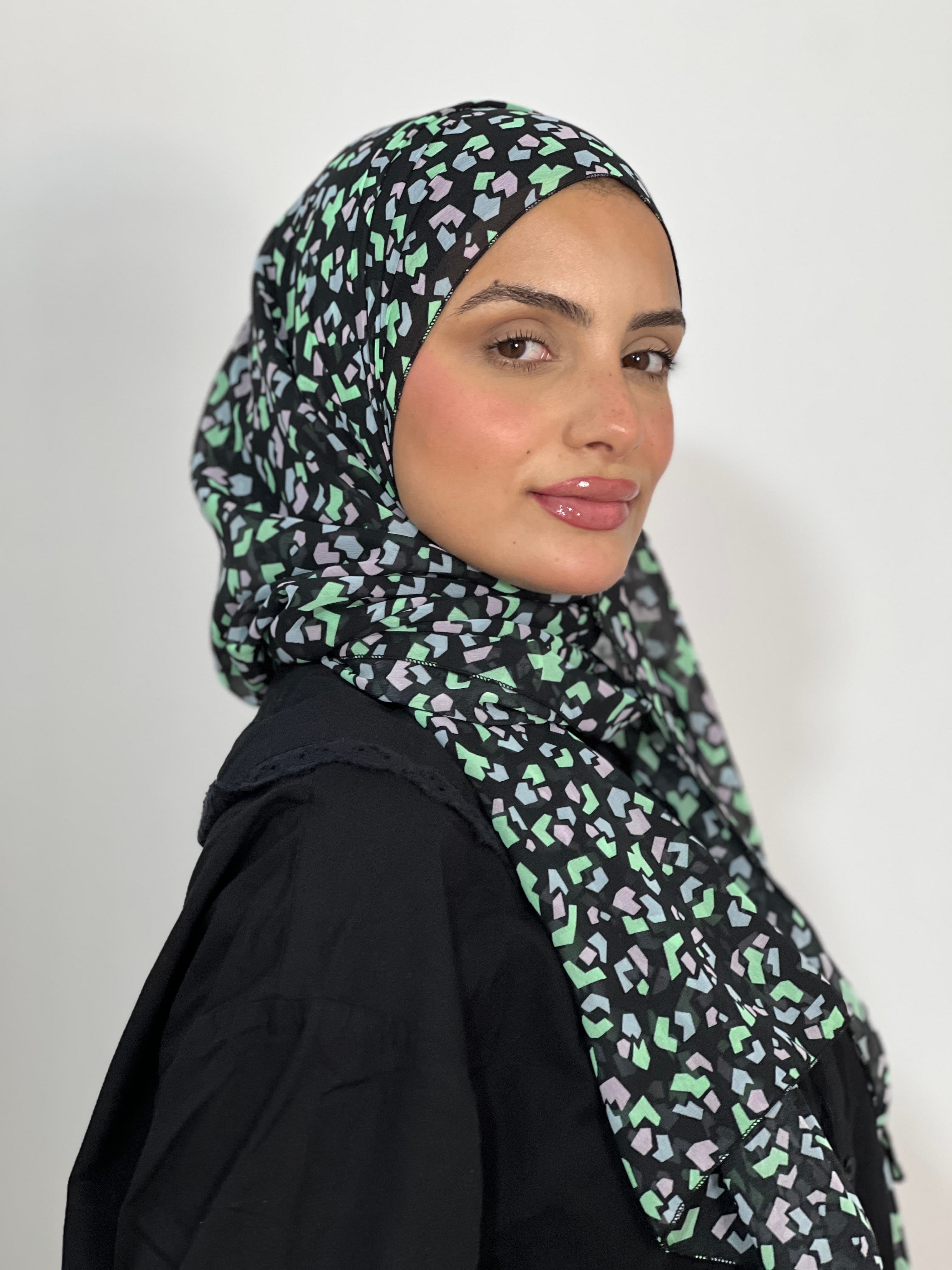 Allurina scarf - "Pixel Crush"