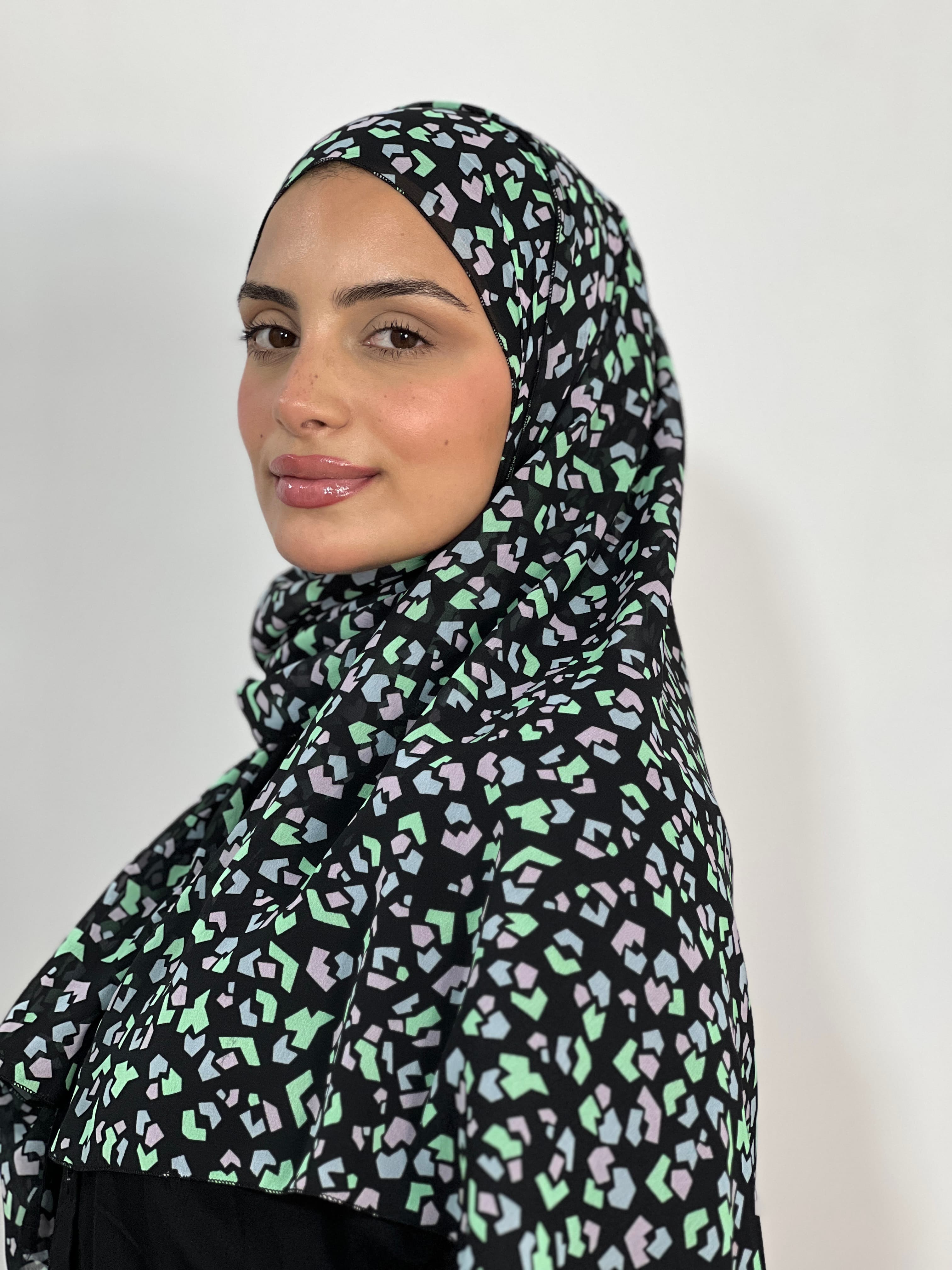 Allurina scarf - "Pixel Crush"