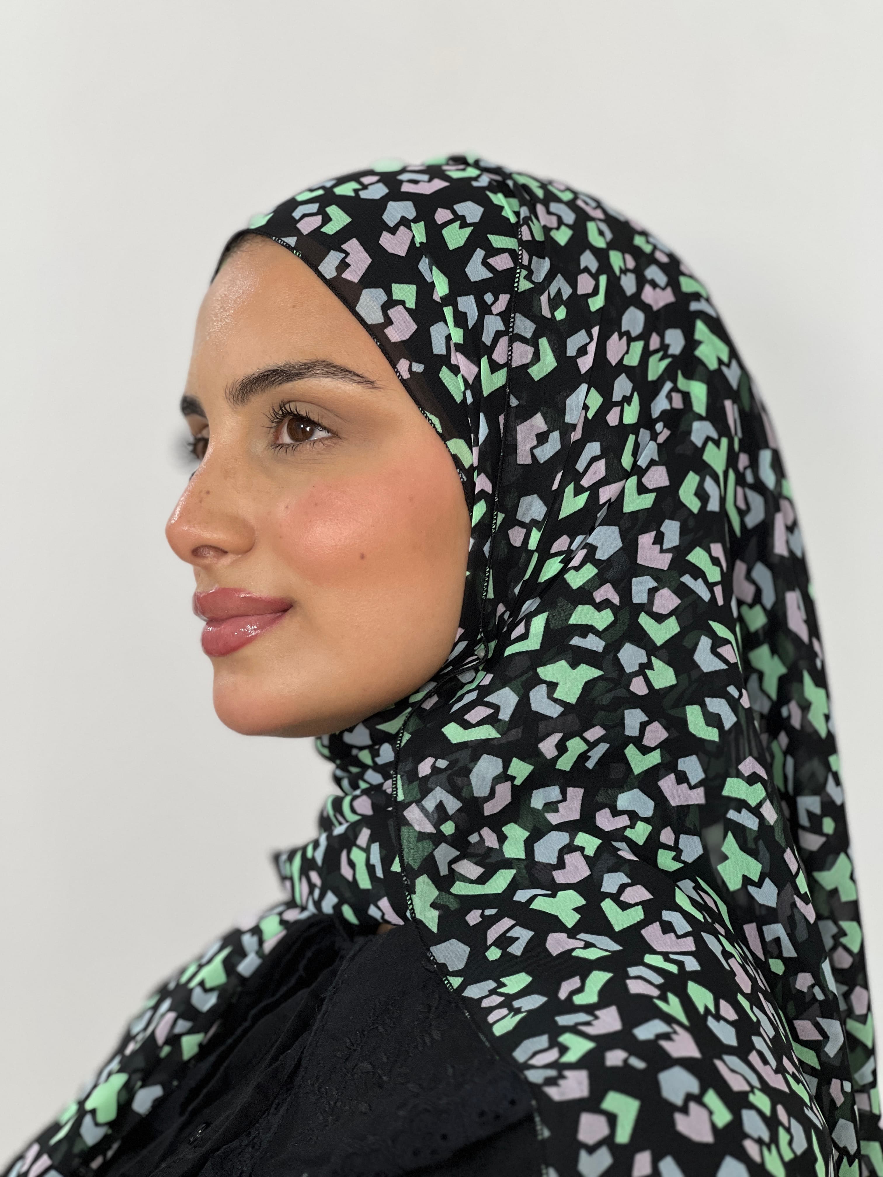 Allurina scarf - "Pixel Crush"