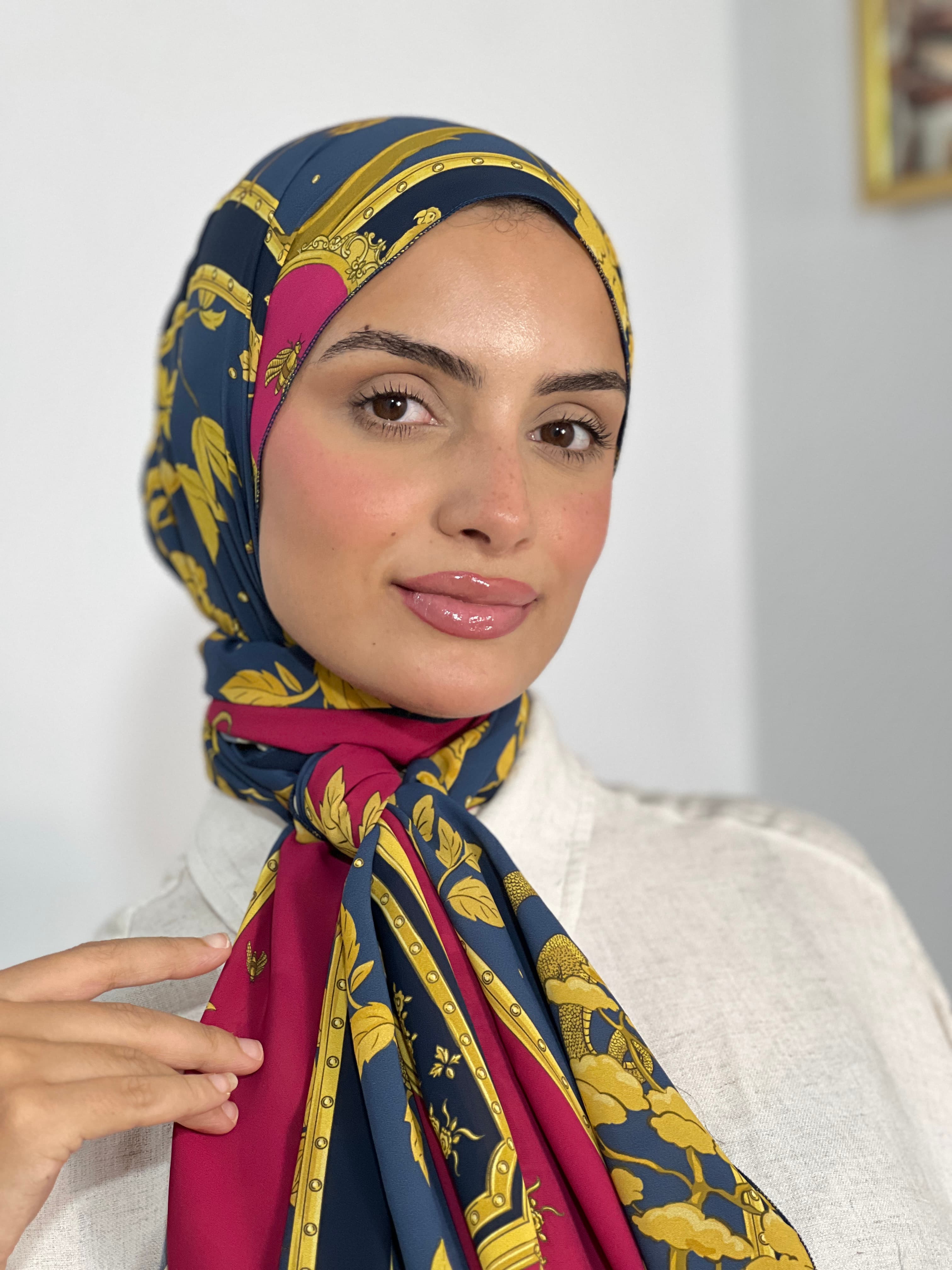 Allurina scarf - "Golden Dynasty"