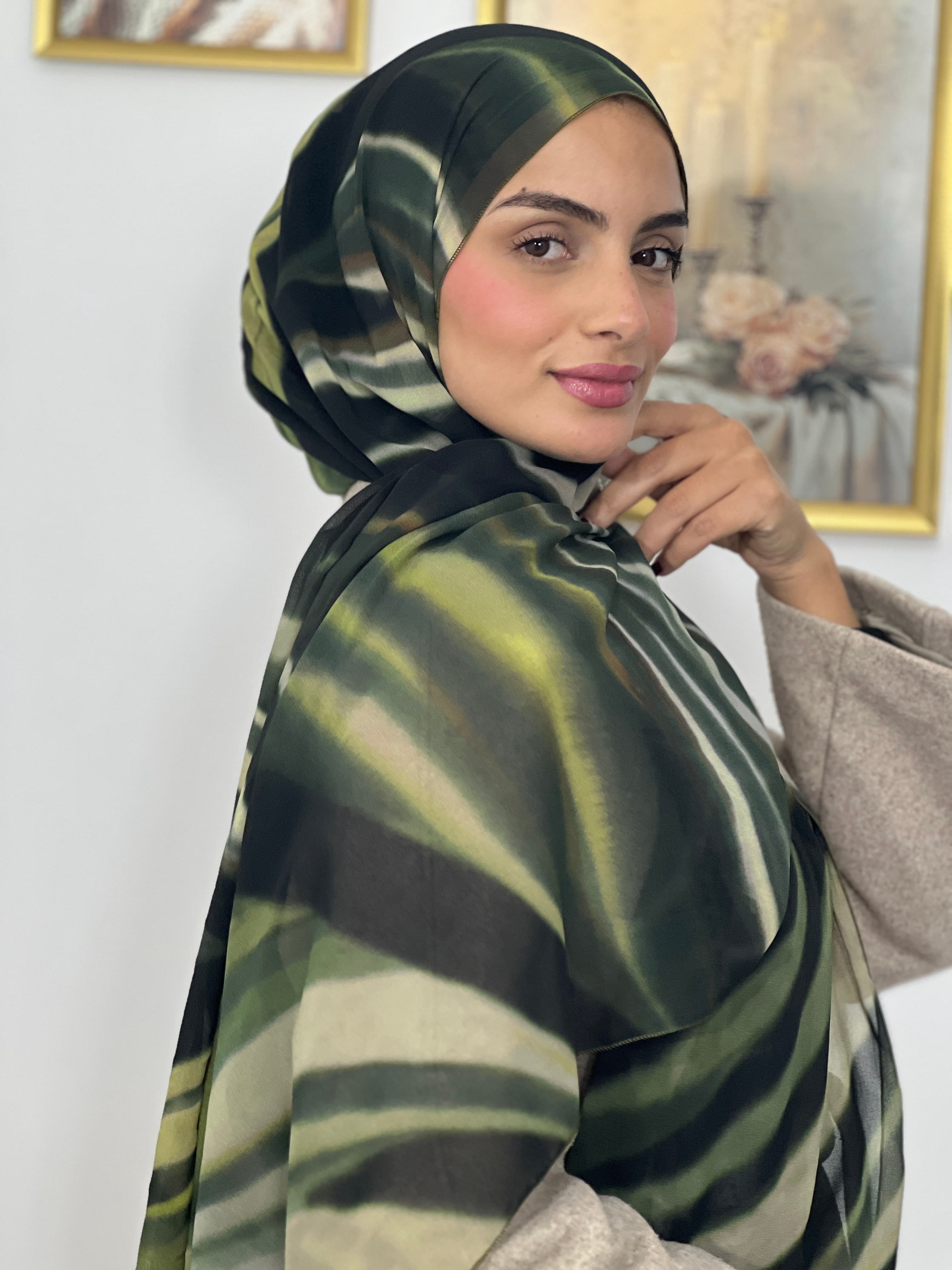 Allurina scarf - "Jungle Shadow"