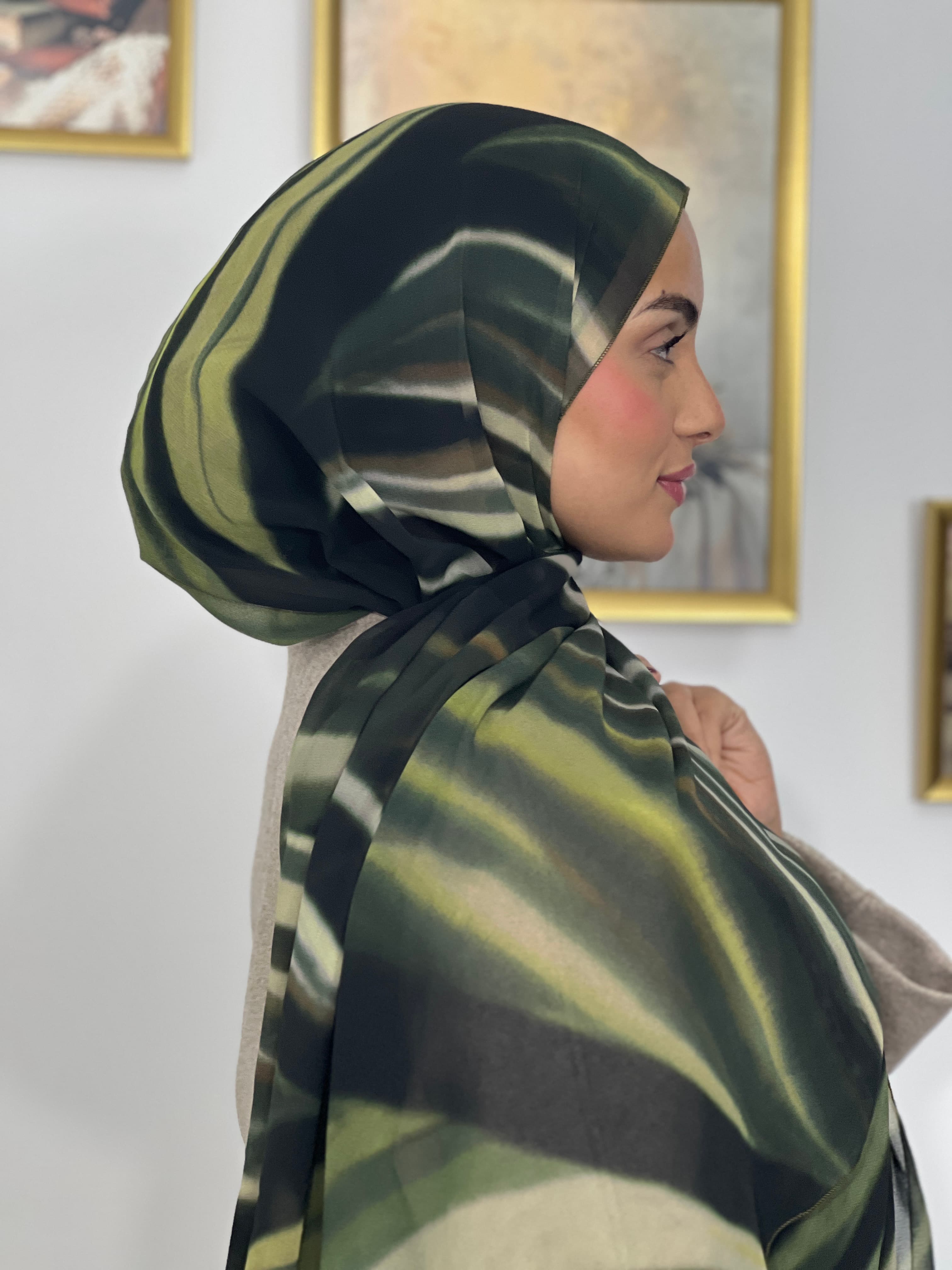 Allurina scarf - "Jungle Shadow"