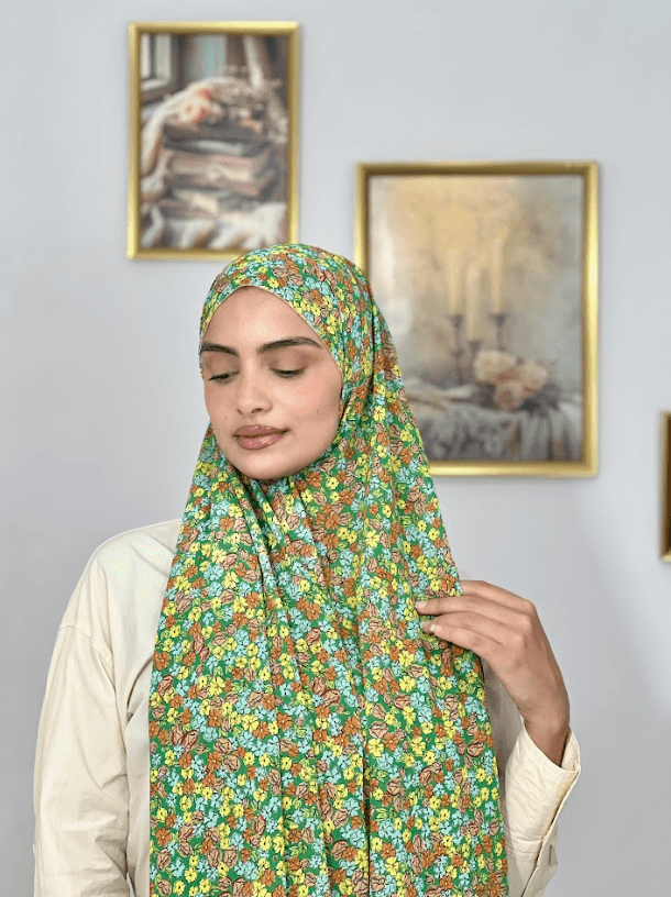 Allurina scarf - "Green Ditsy"